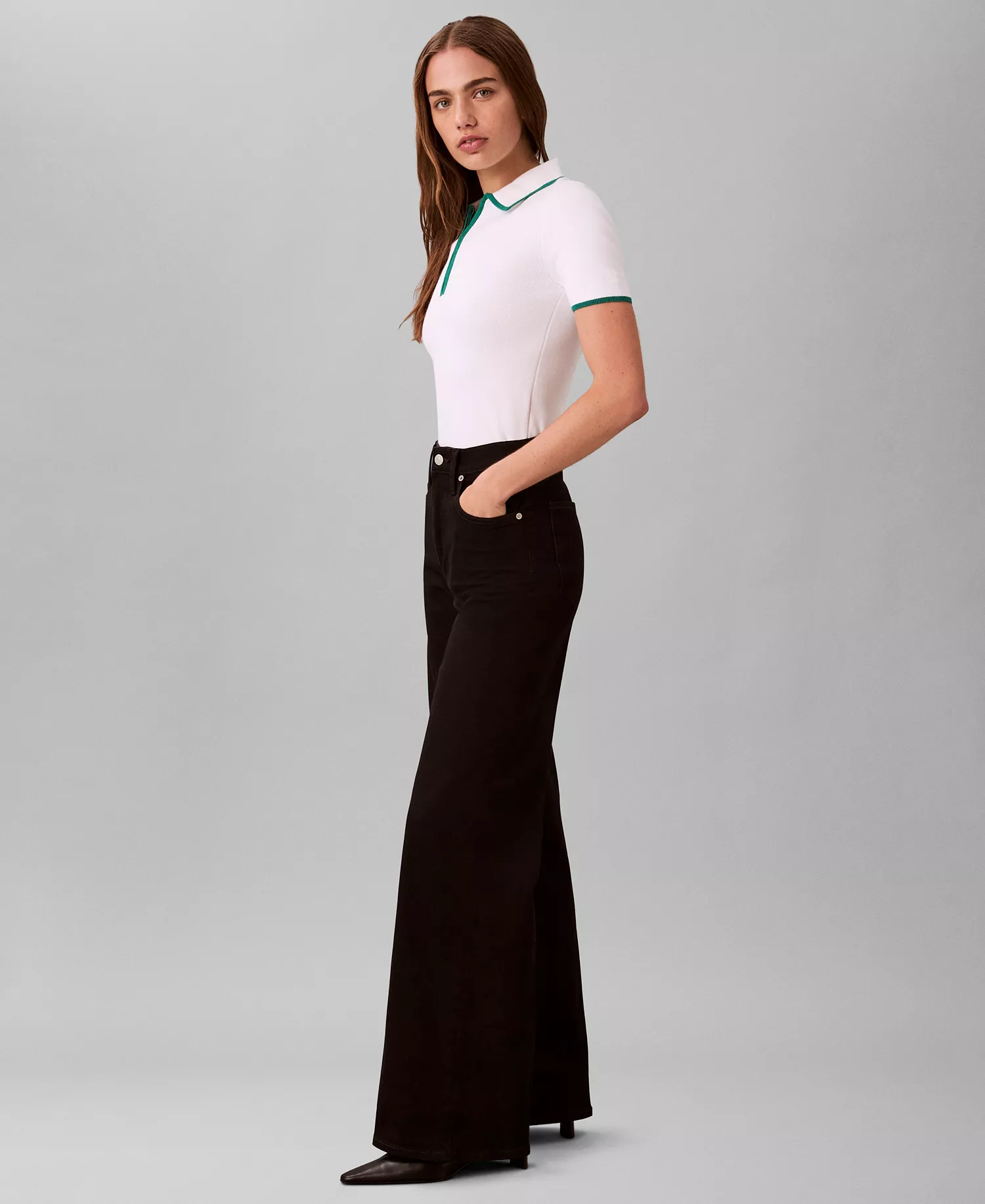 Women's Ultra High Rise Wide Leg Jeans - True Black - 27R