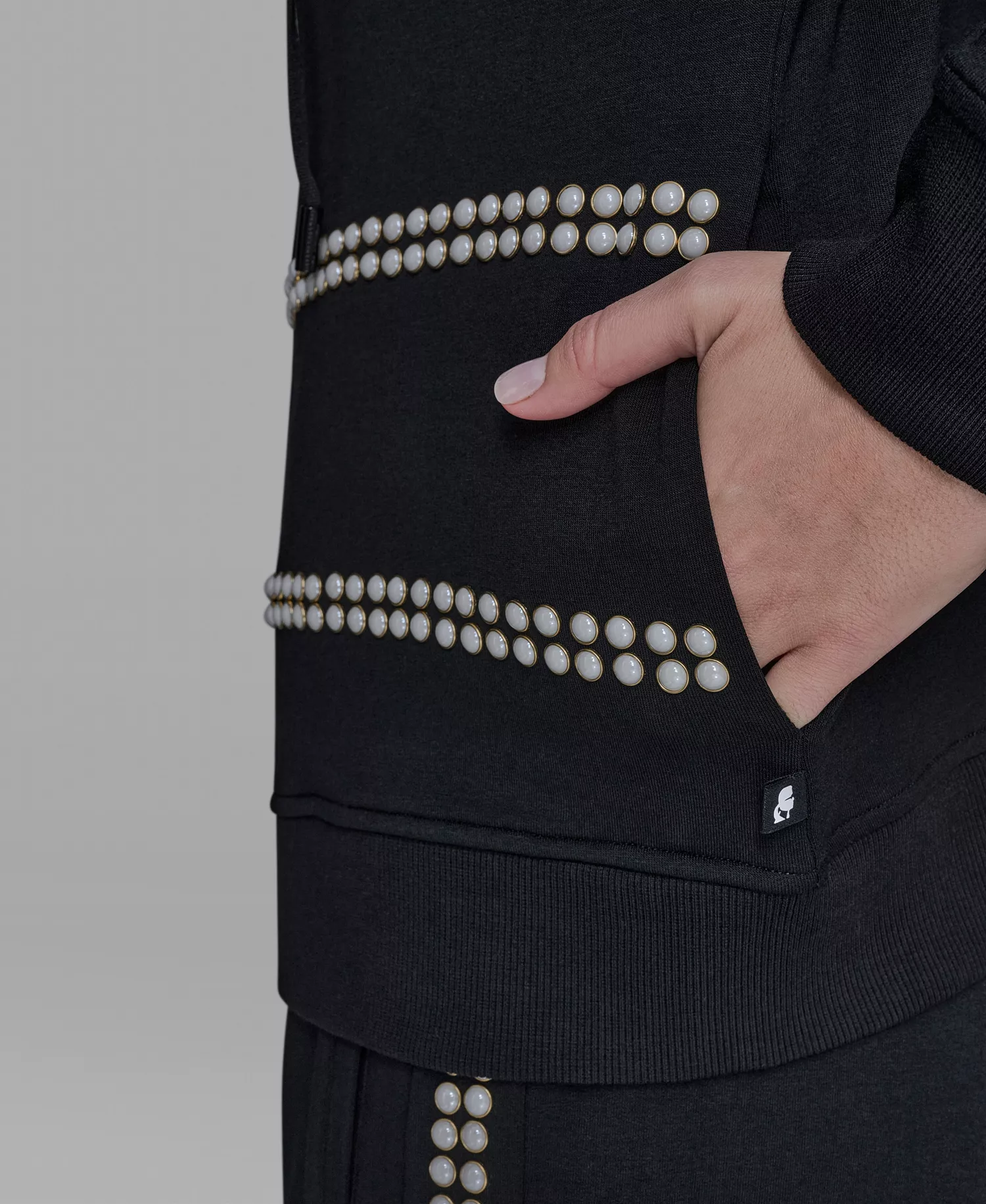 Women's Pearl Front Zipper Tracksuit Jacket - Black - L