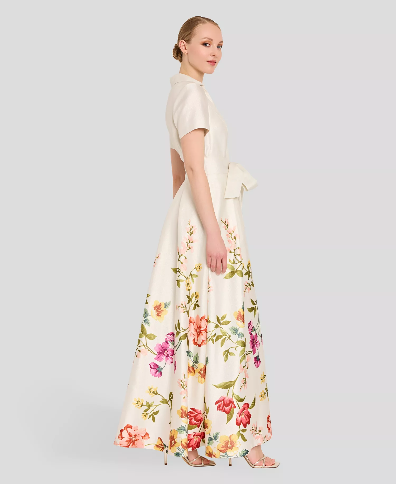 Women's V-Neck Short-Sleeve Printed Gown - Cream Blush - 10