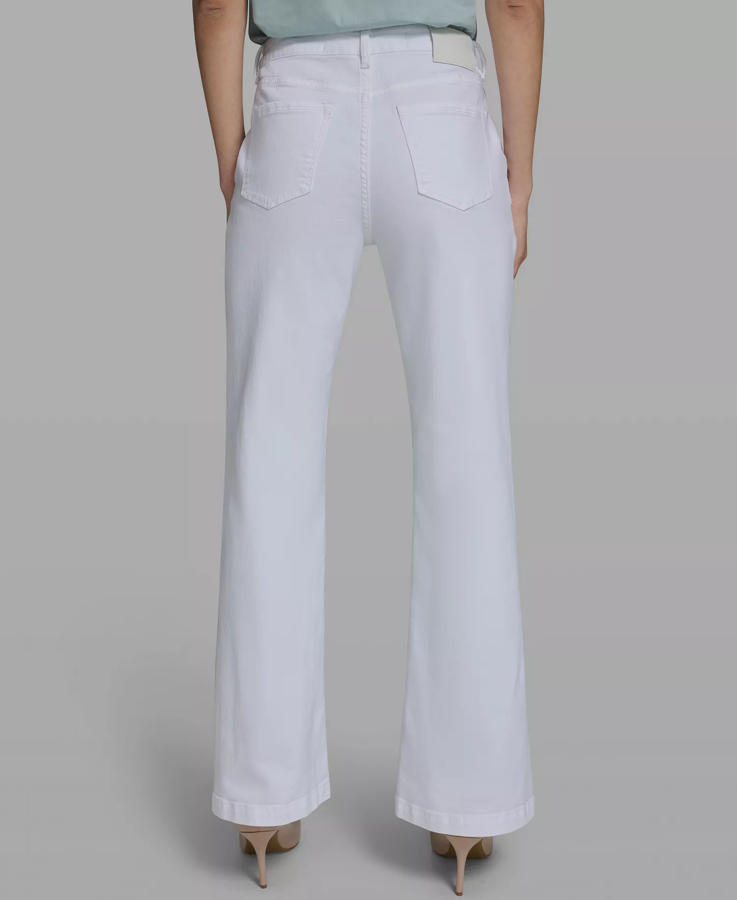 Women's Mid-Rise Studded-Pocket Flare Jeans - White Denim - 0