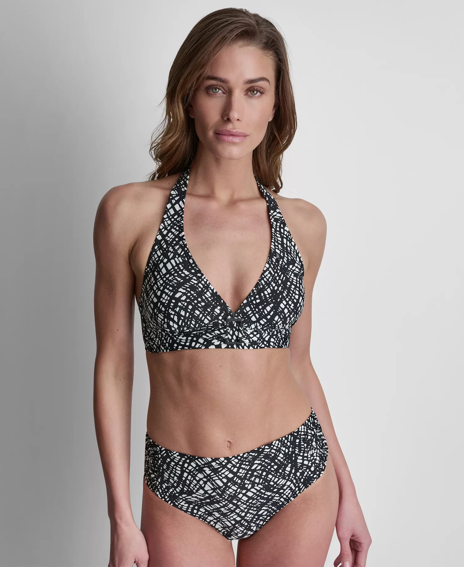 Women's Shirred Buckle Front V-Neck Halter Top - Black - L