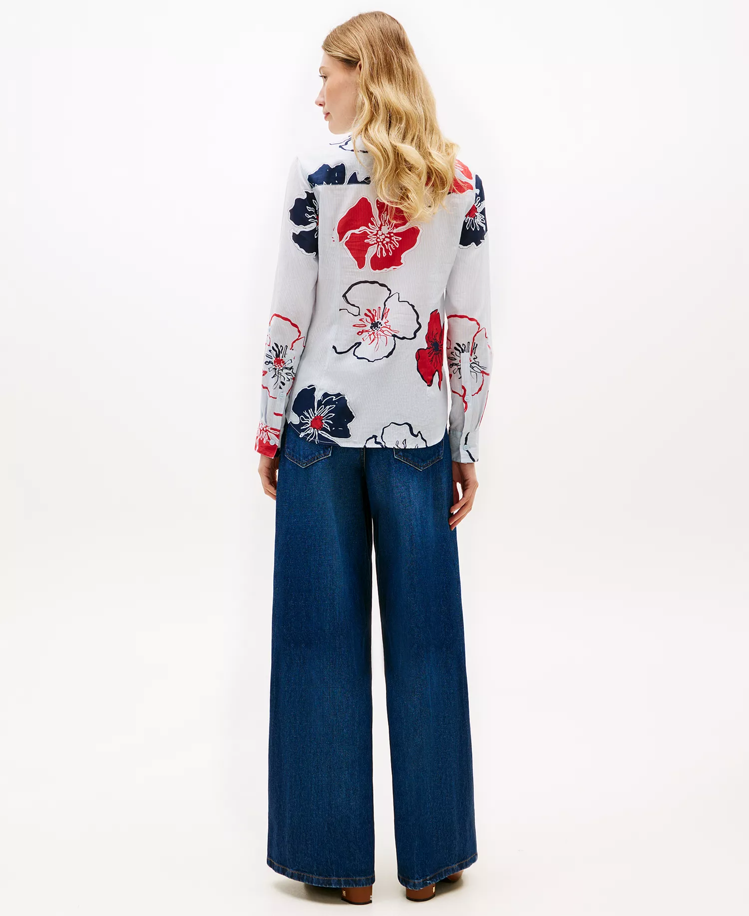 Women's Printed Button-Front Roll-Tab Shirt - Ithaca Poppy Print - L