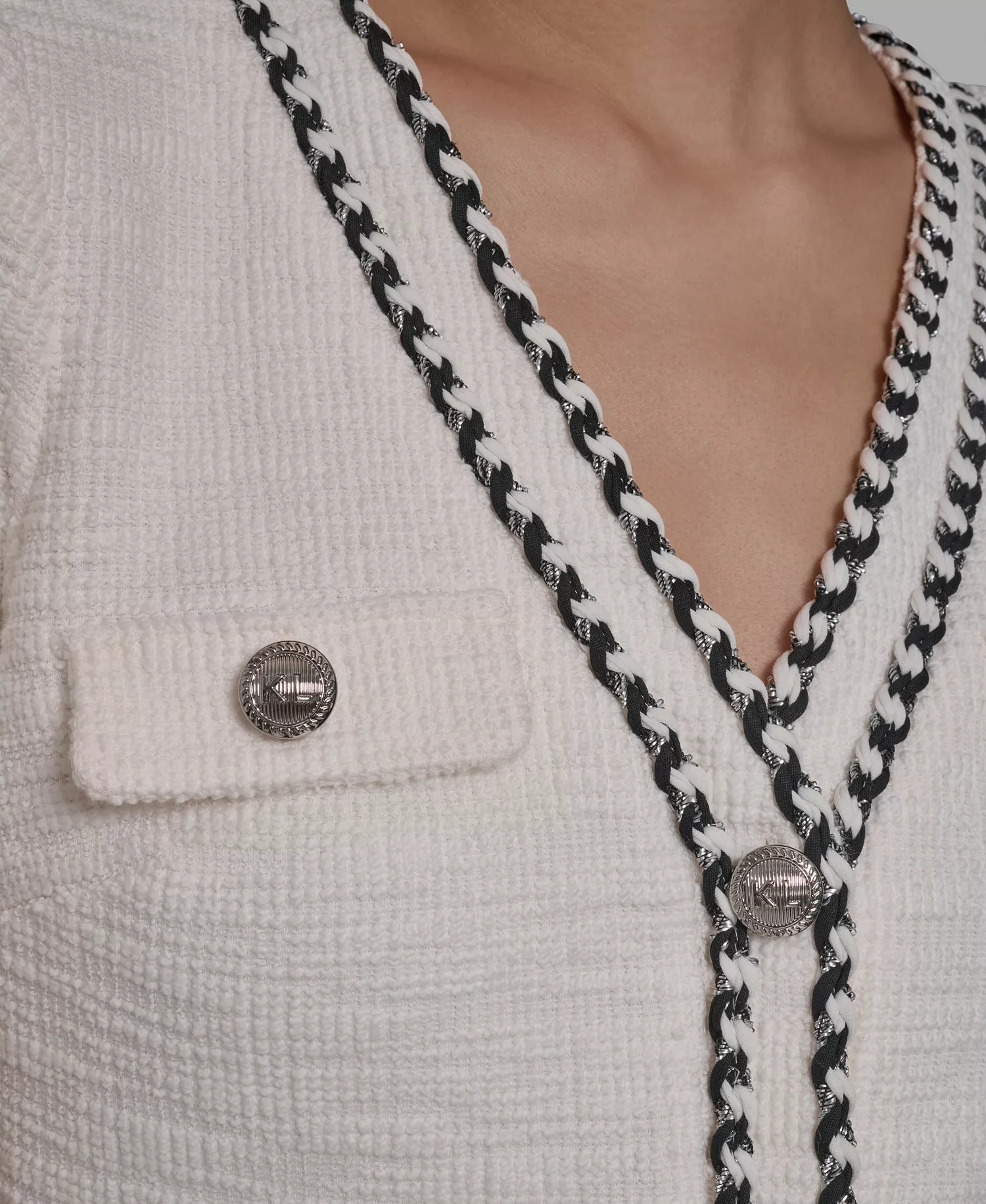 Women's V-Neck Tweed Sheath Dress - White - 10