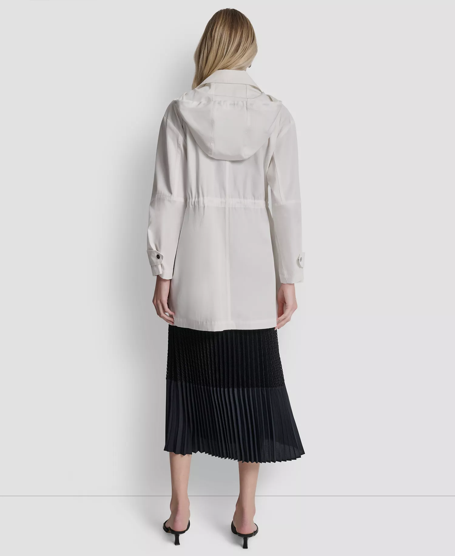 Women's Fire Clasp Anorak Hooded Metal Toggle Jacket - Ivory - L