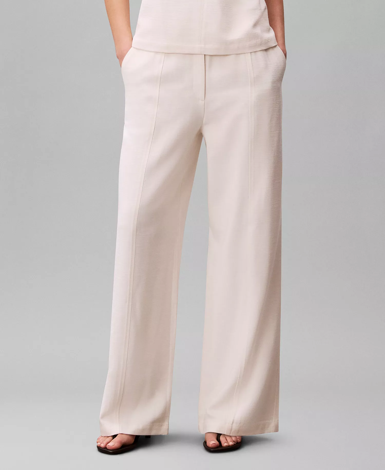 Women's Textured High Rise Pants - Tofu - 10