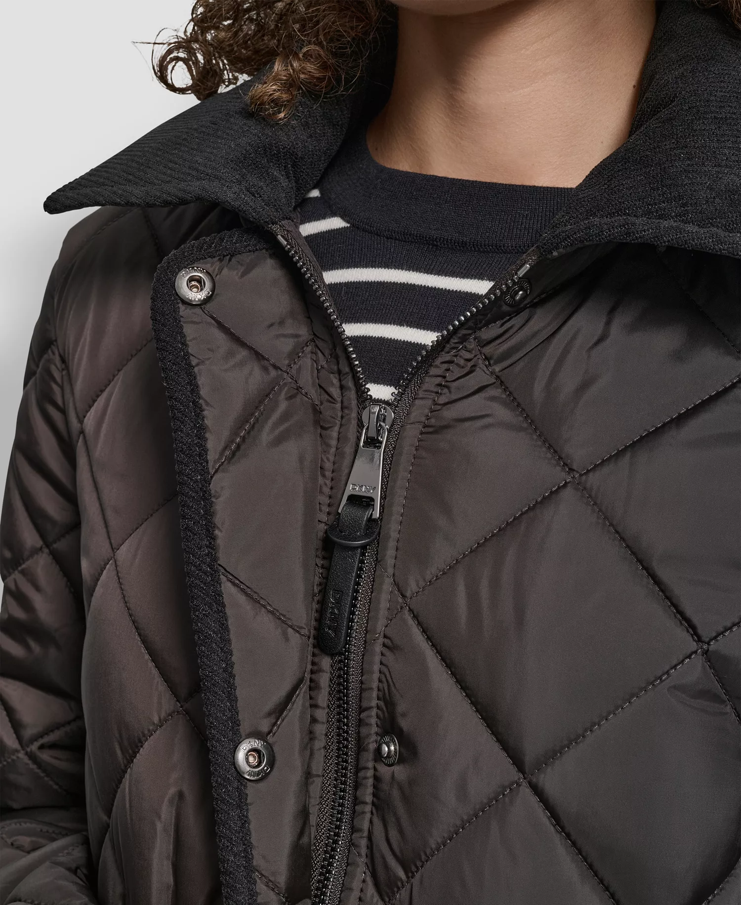 Women's Corduroy Collar Hooded Quilted Coat - Bitter - L