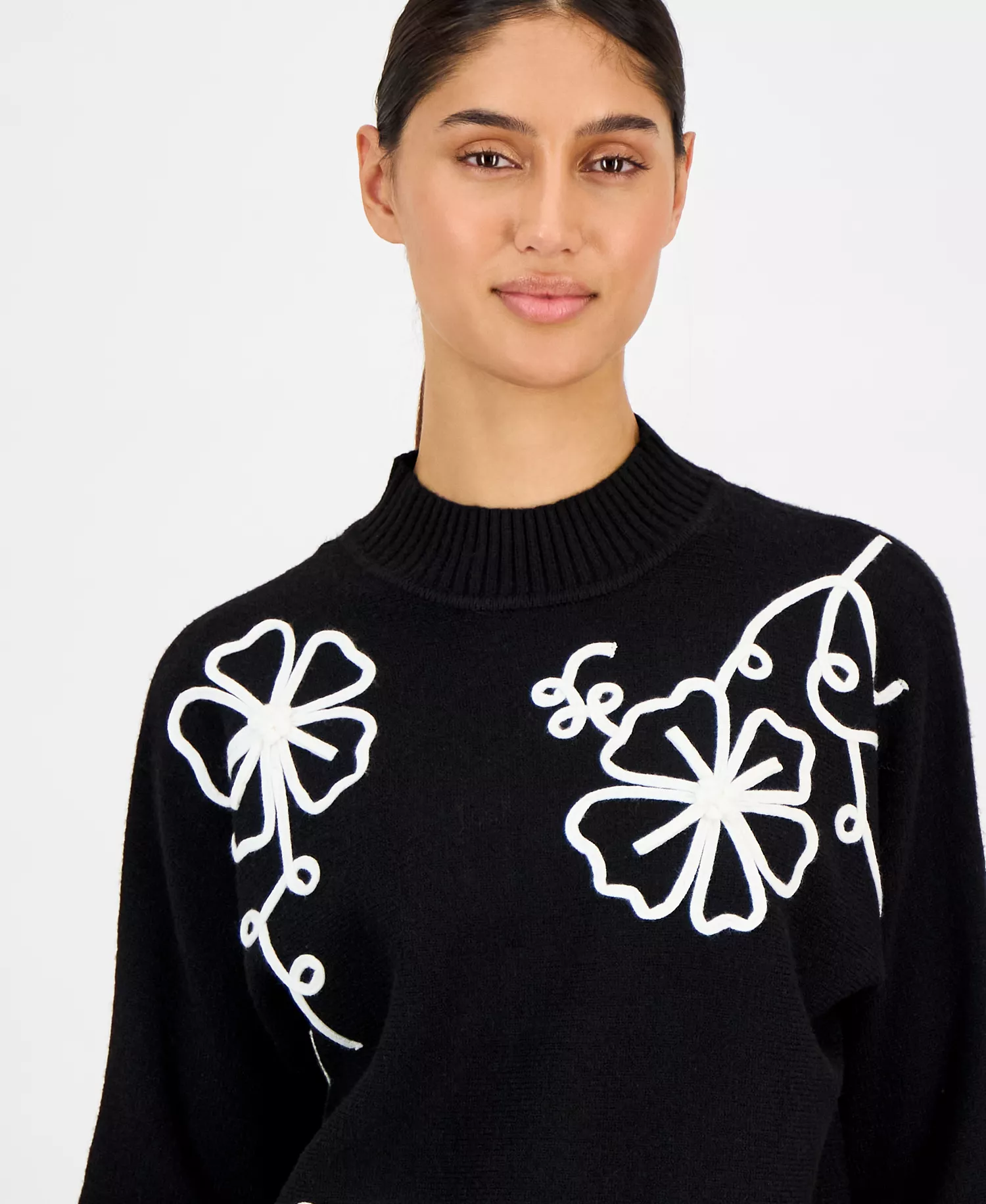 Women's Mock Neck Floral Embroidered Sweater - Black/white - L