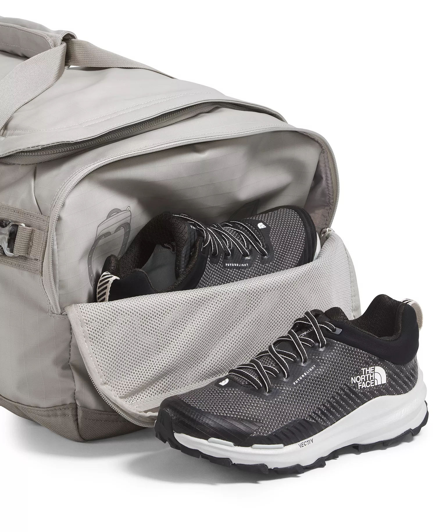 Men's Base Camp Voyager Bag - 62L - Black - ONE SIZE