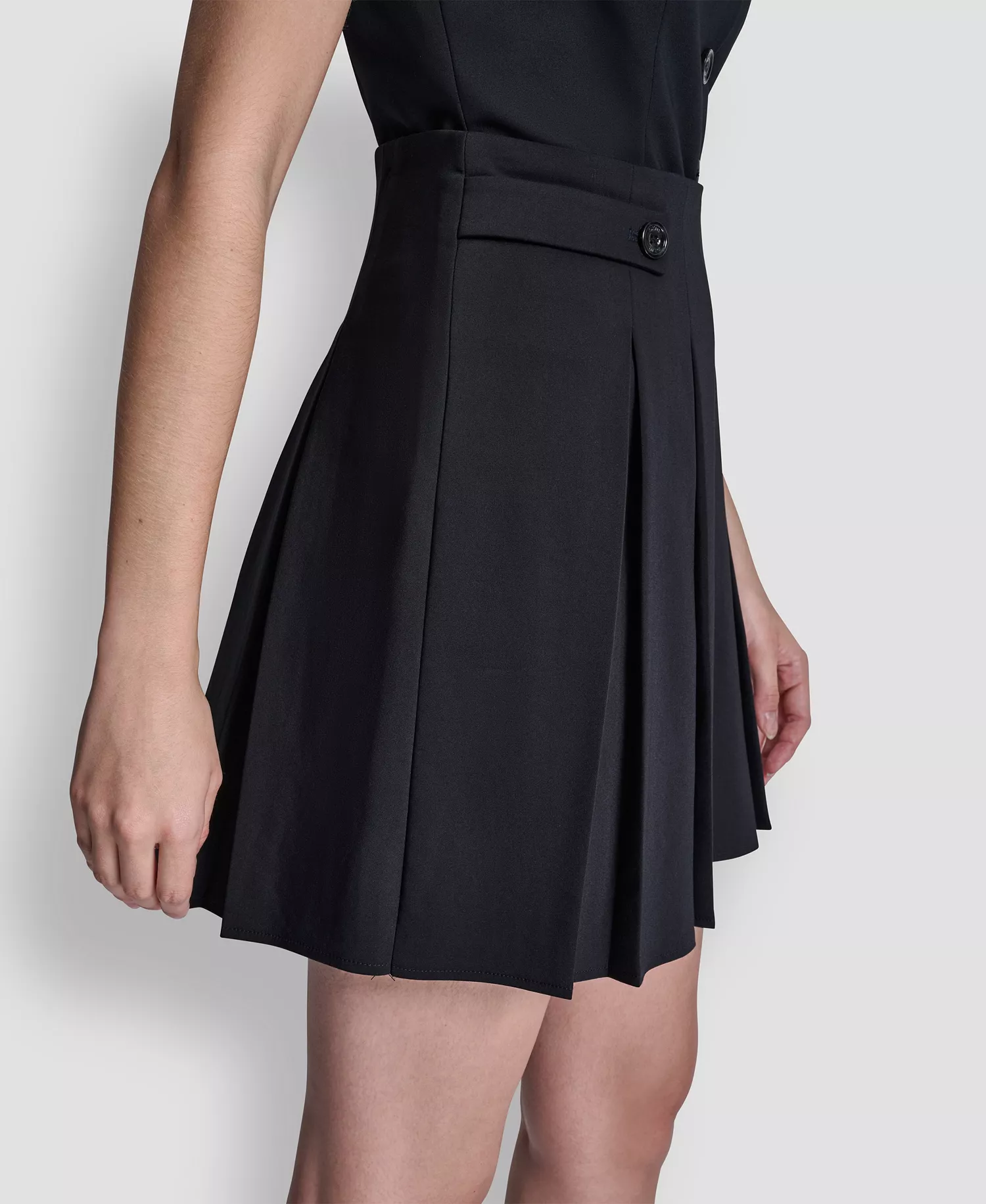 Women's Button Front Vest Top and Pleated Mini Skirt - Navy - 10