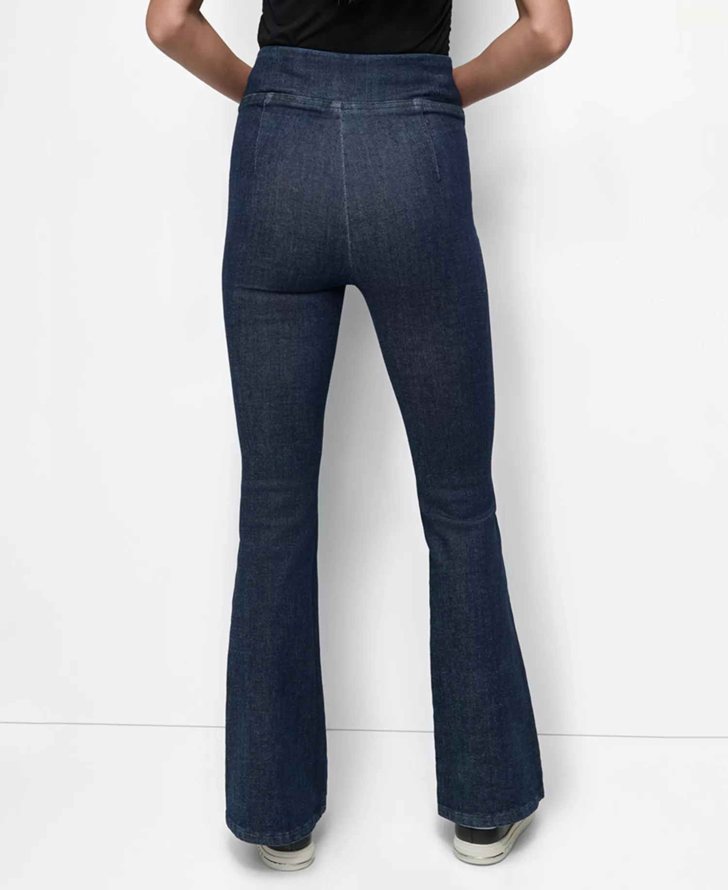 Women's High-Rise Pull-On Flare Jeans - Bond Street - S