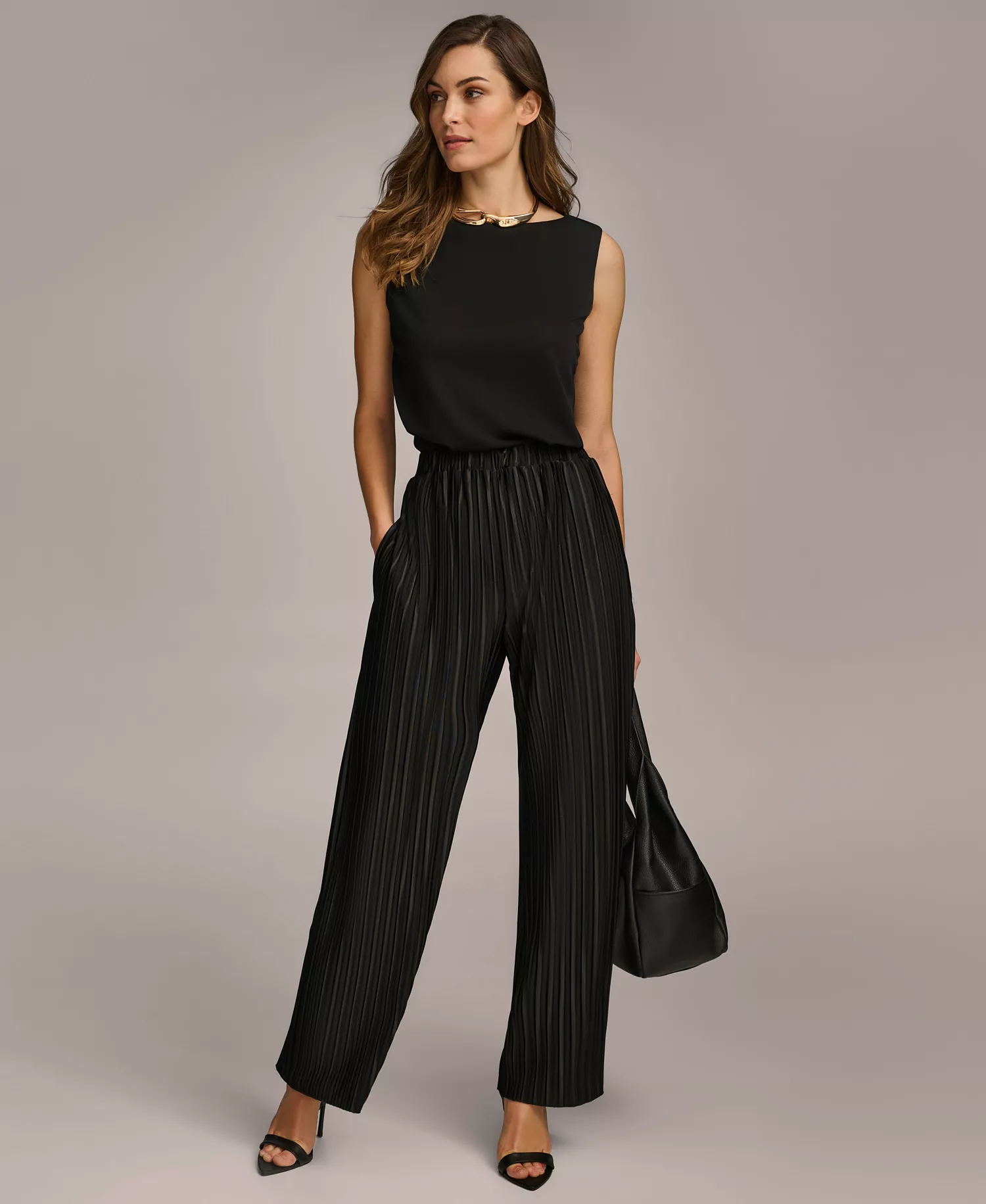 Women's Pull-On Pleated Wide Leg Pants - Black - L