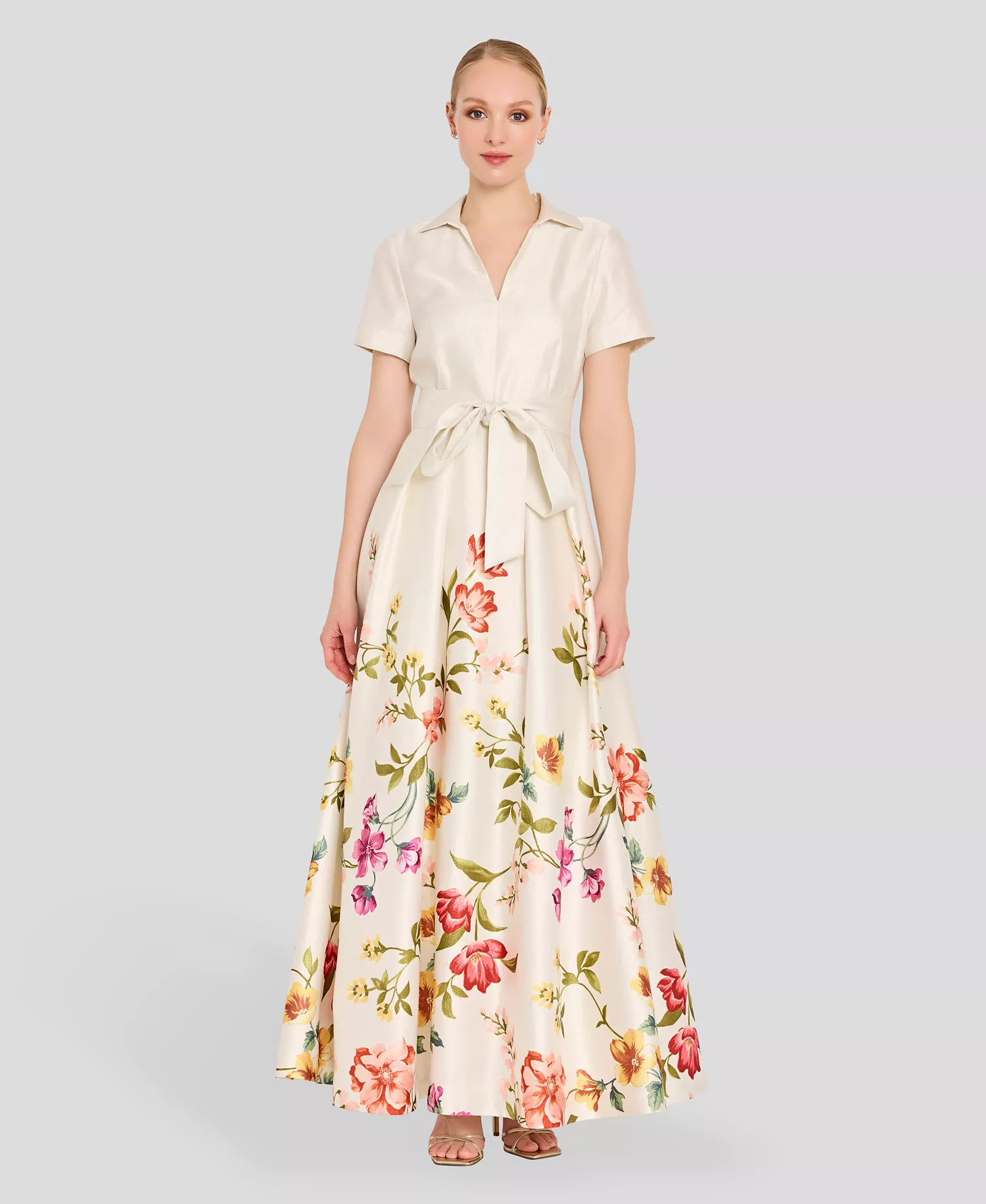 Women's V-Neck Short-Sleeve Printed Gown - Cream Blush - 10