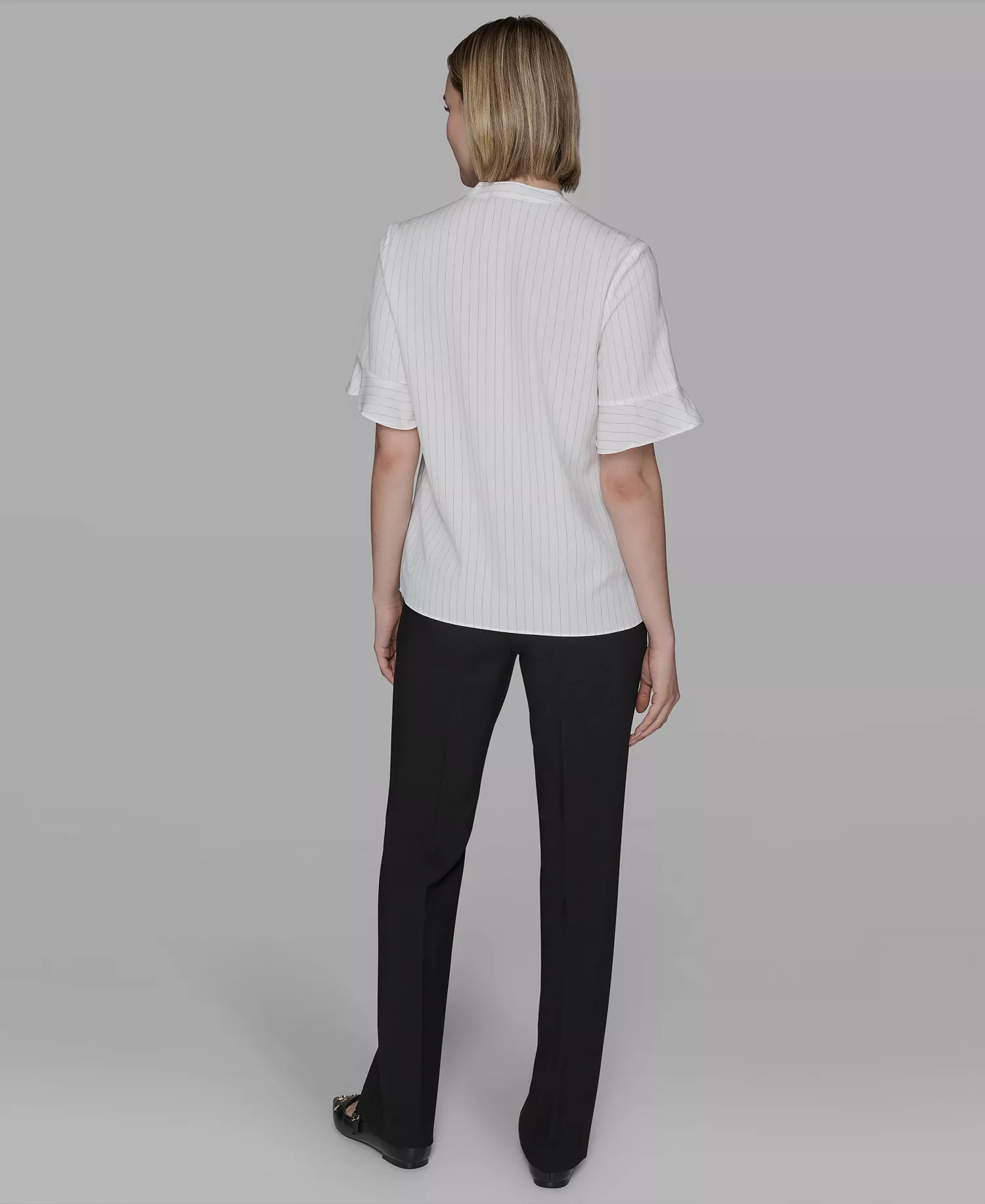 Women's Short-Sleeve Ruffle Top - Soft White - L