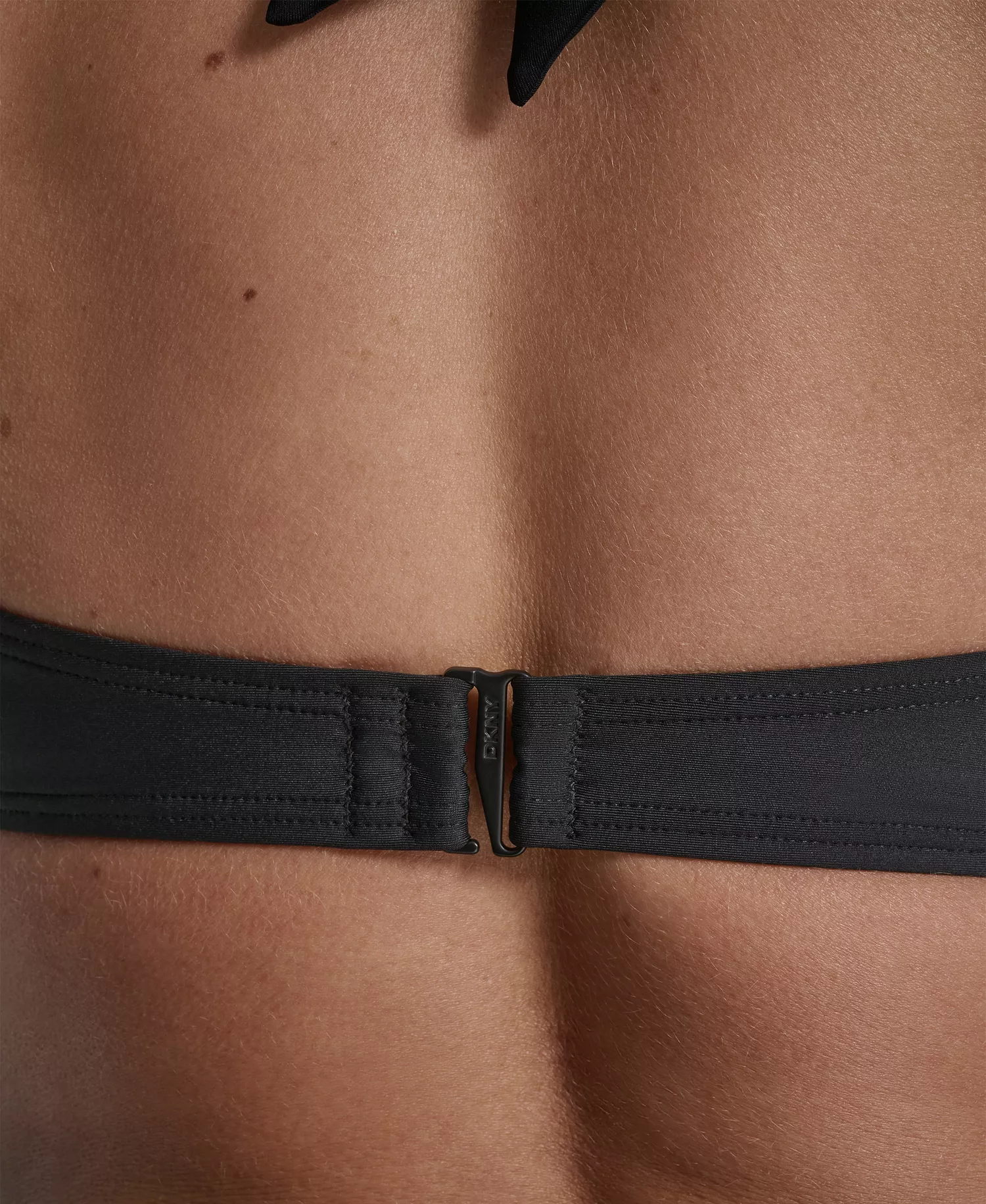 Women's Shirred Buckle Front V-Neck Halter Top - Black - L