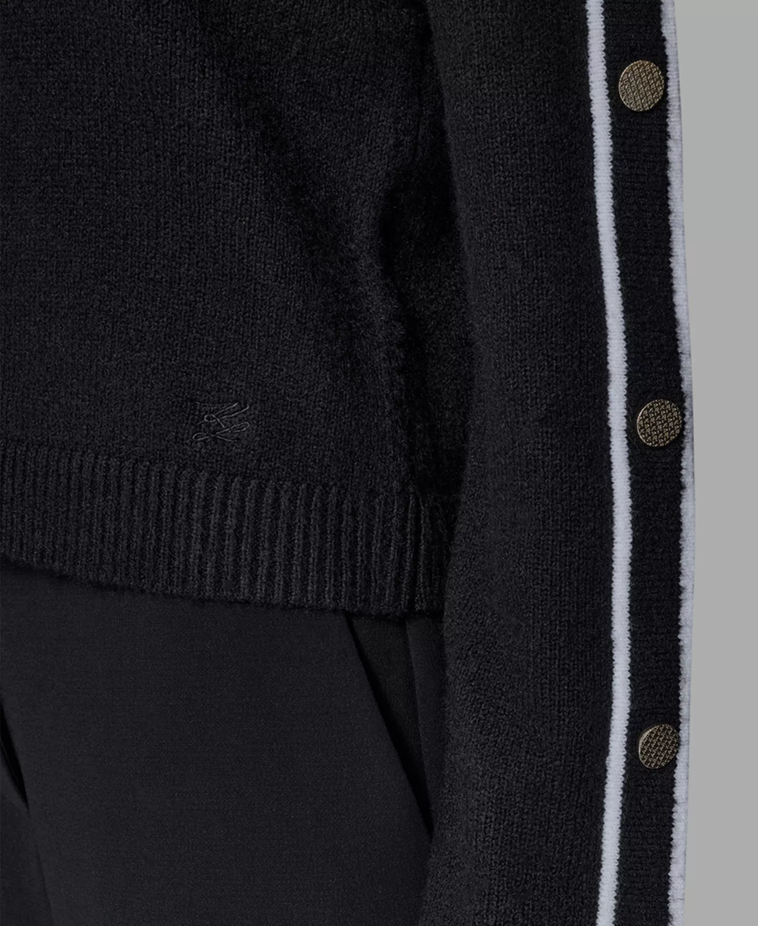 Petite Crewneck Long-Sleeve Sweater - Black - P/L