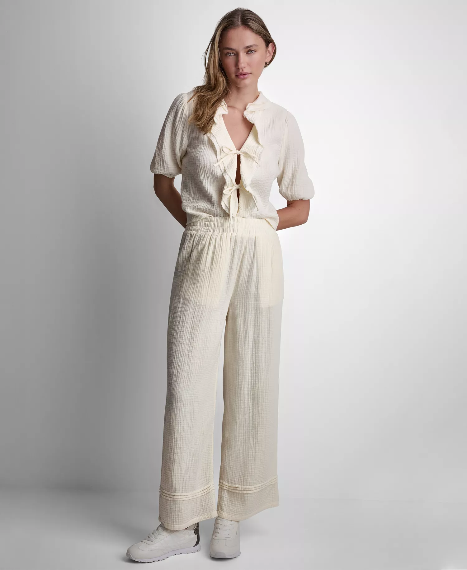 Petite Smocked Encased Elastic Waistband Ankle Length Pants - Eggnog - PL