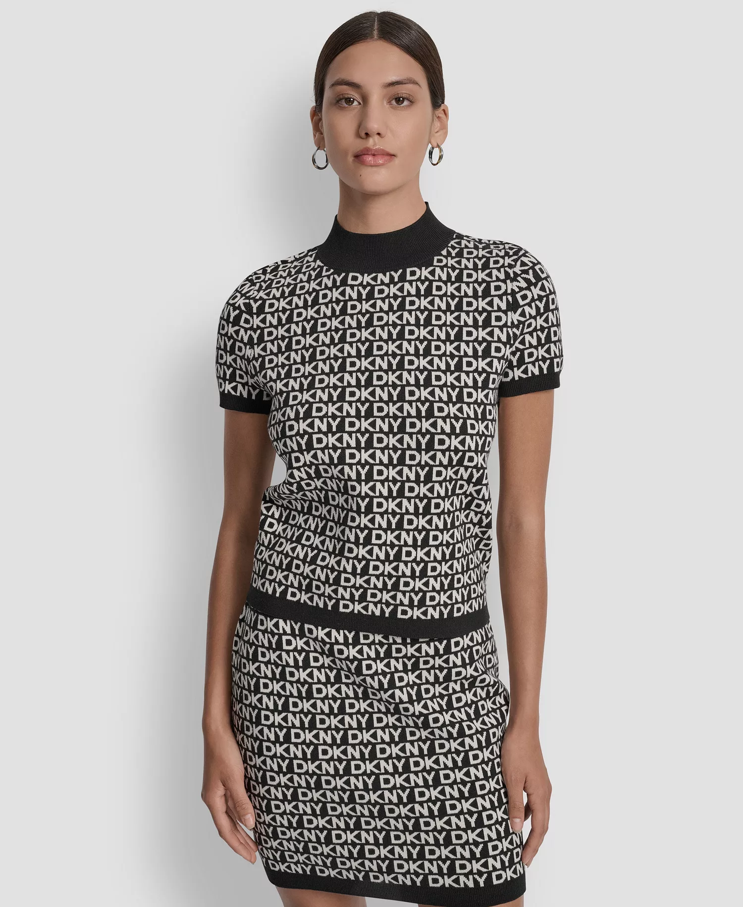 Petite Short Sleeve Logo Sweater - Black Eggnog - PS