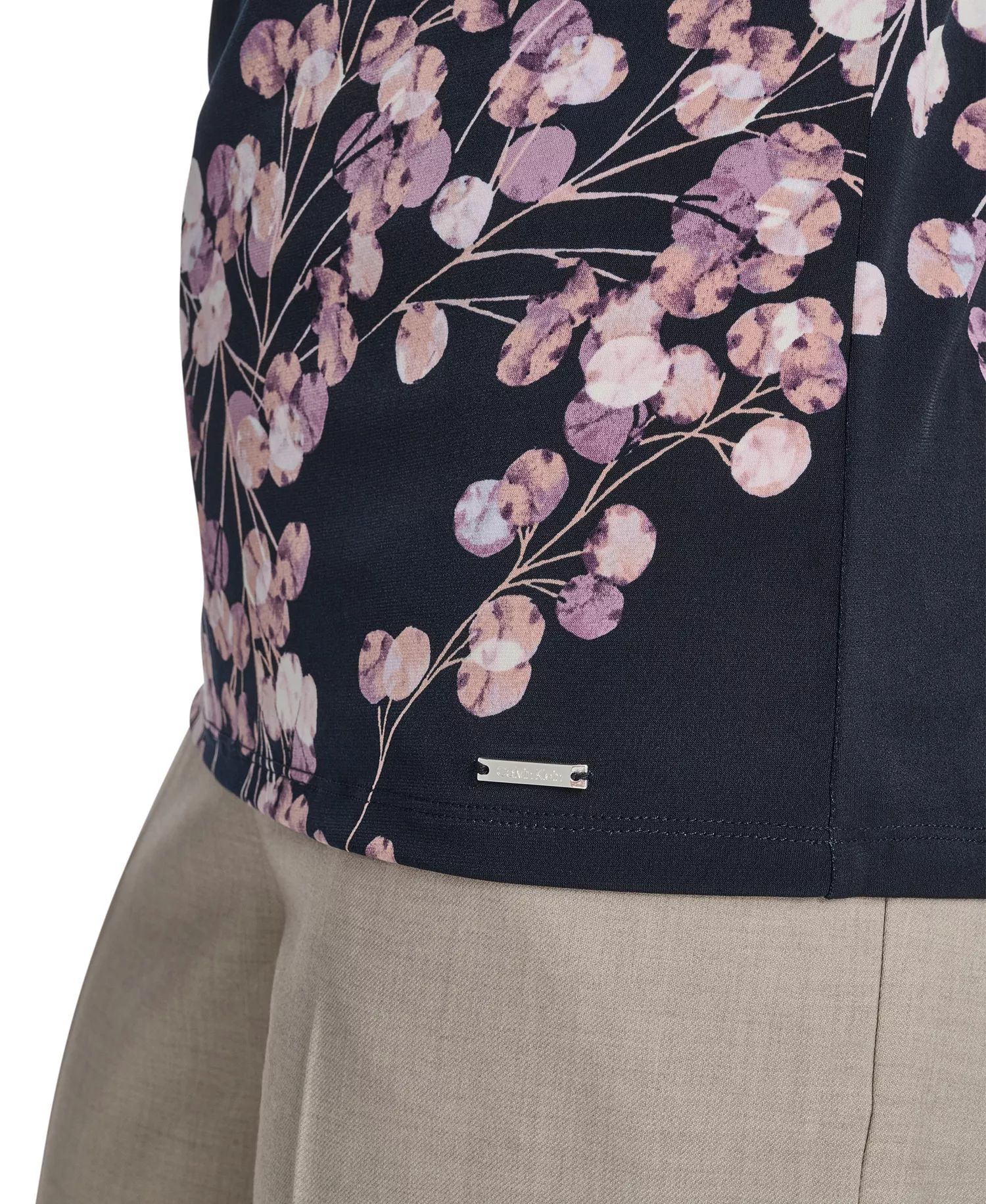 Women's Printed Drape Front Short-Sleeve Top - Navy/cream Multi - L