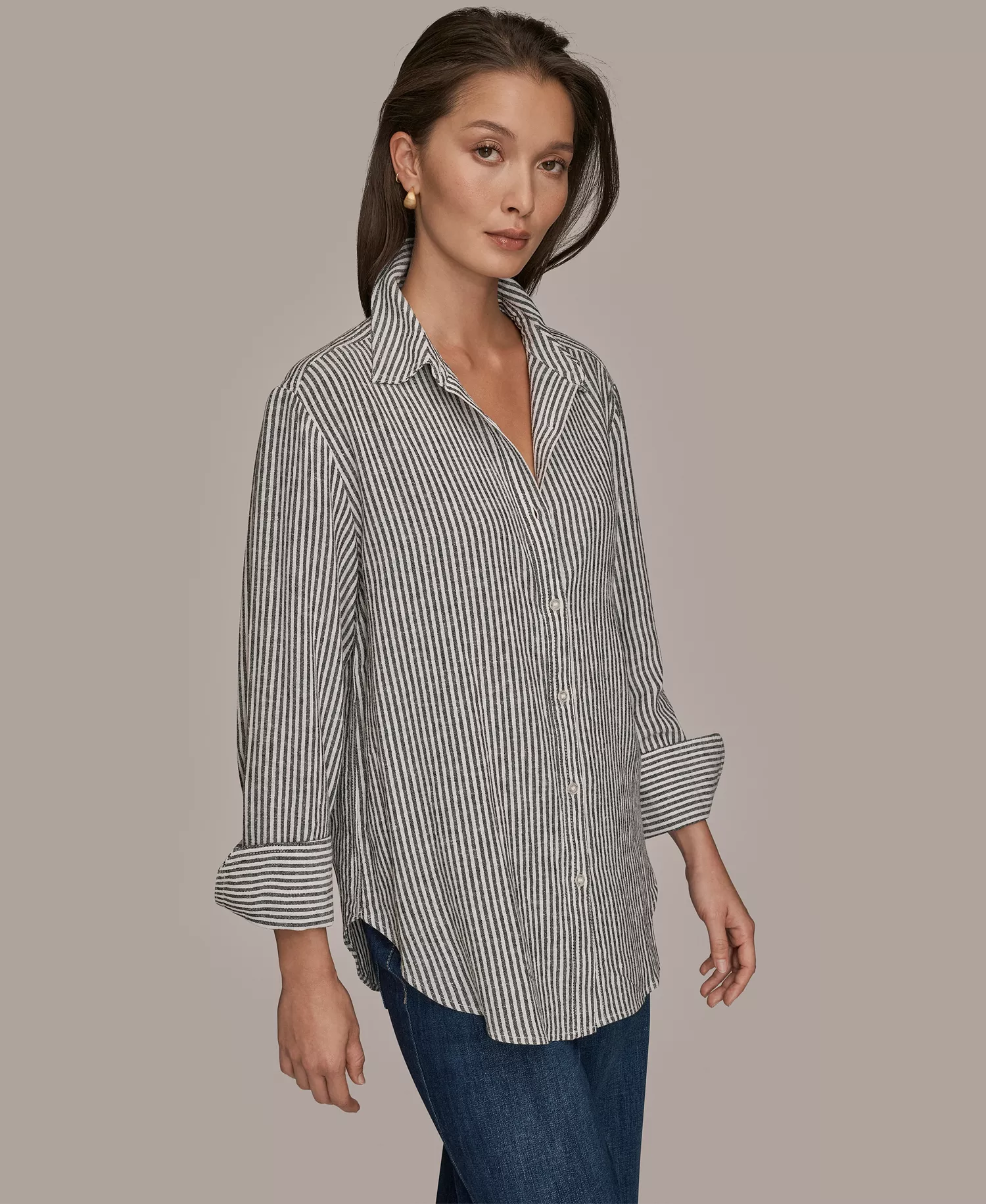 Women's Collared Button Striped Front Shirt - Thin Black Stripe - L