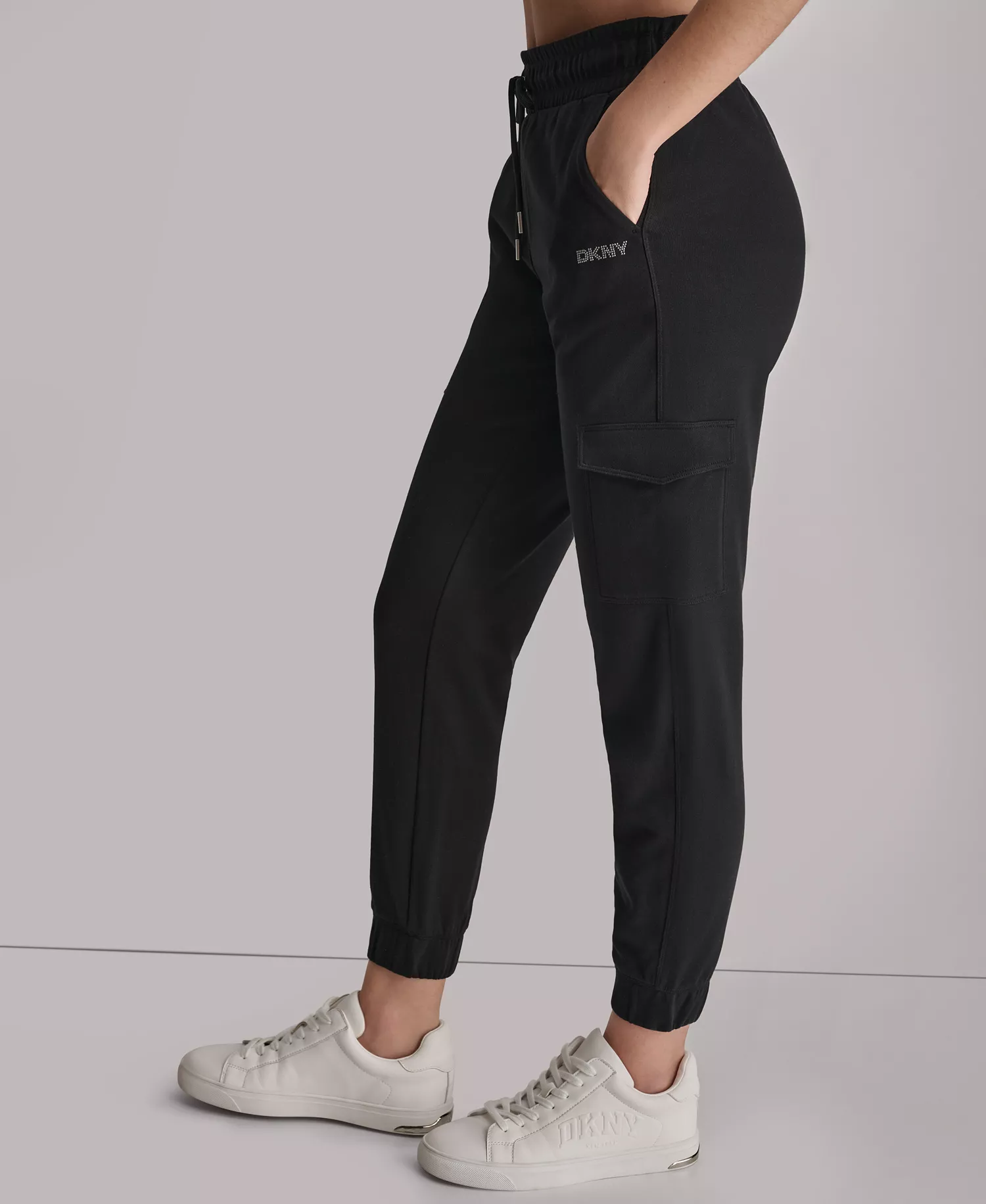Women's Studded-Logo Cargo Joggers - Black - L