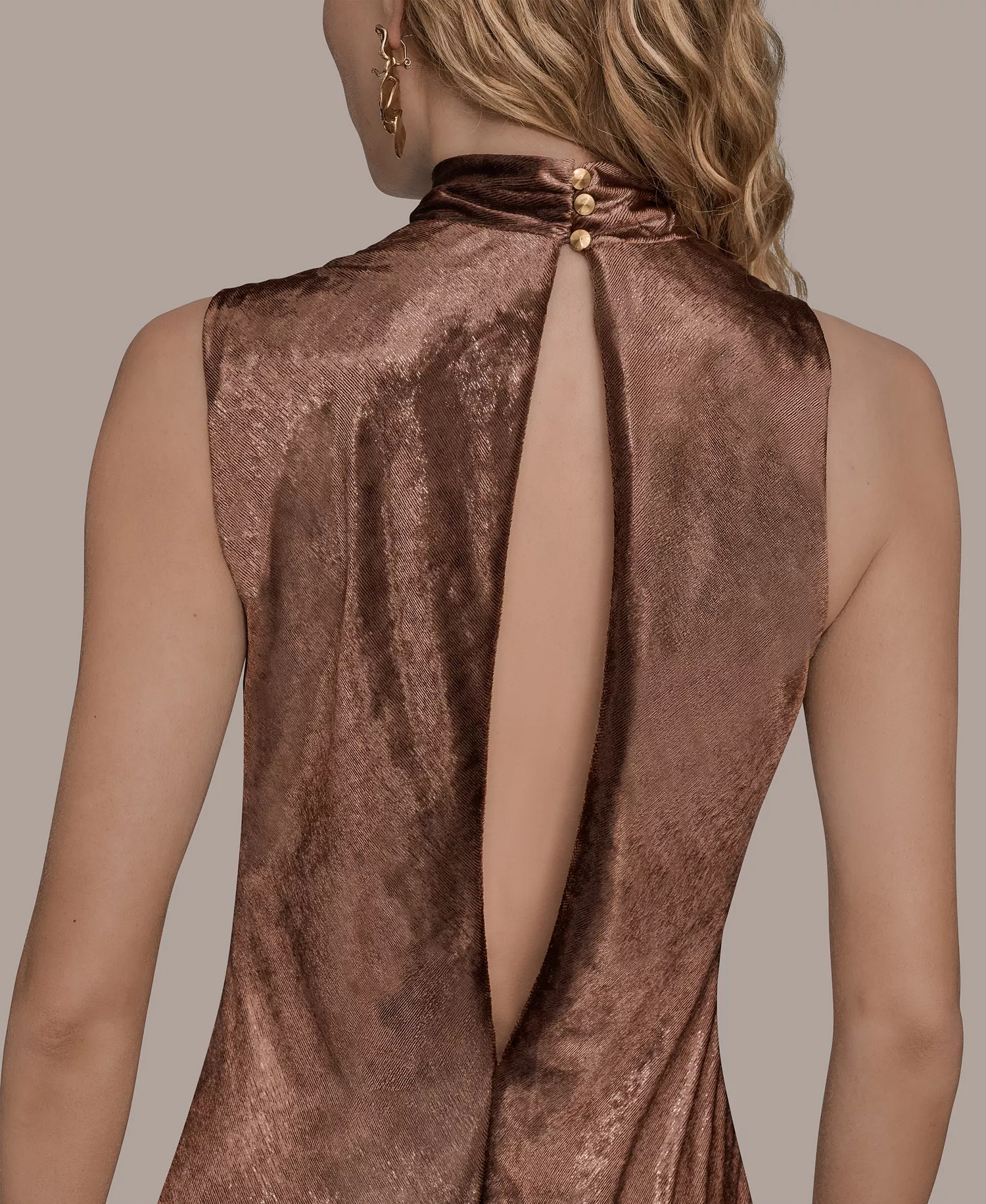 Women's Sleeveless Mock Neck Gown - Oxblood - 10