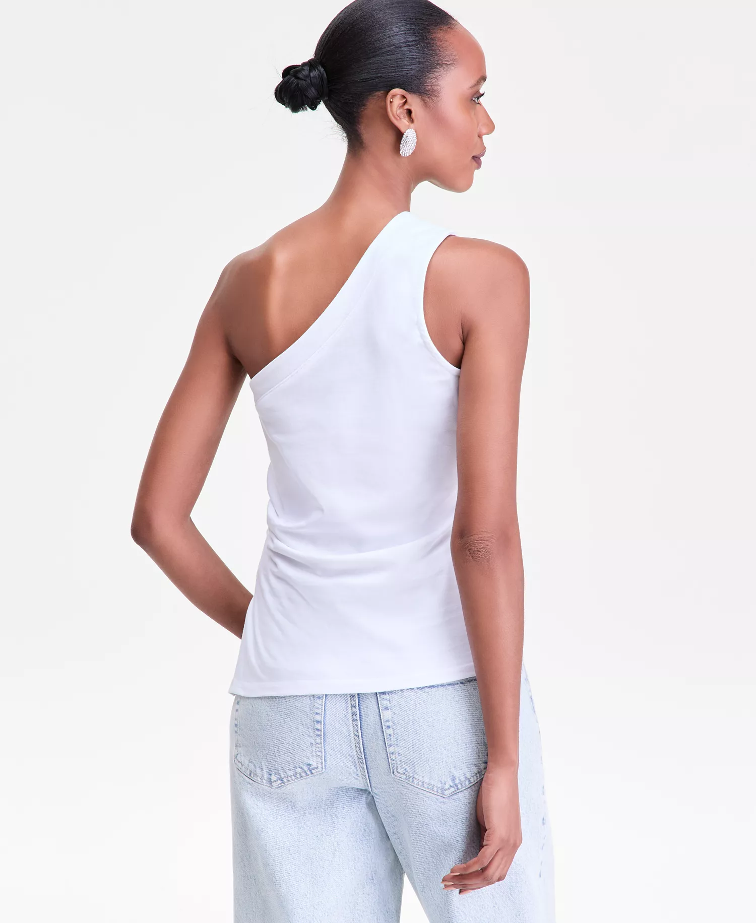 Women's Sleeveless One-Shoulder Asymmetrical Hem Top, Macy's Exclusive - Bright White - M