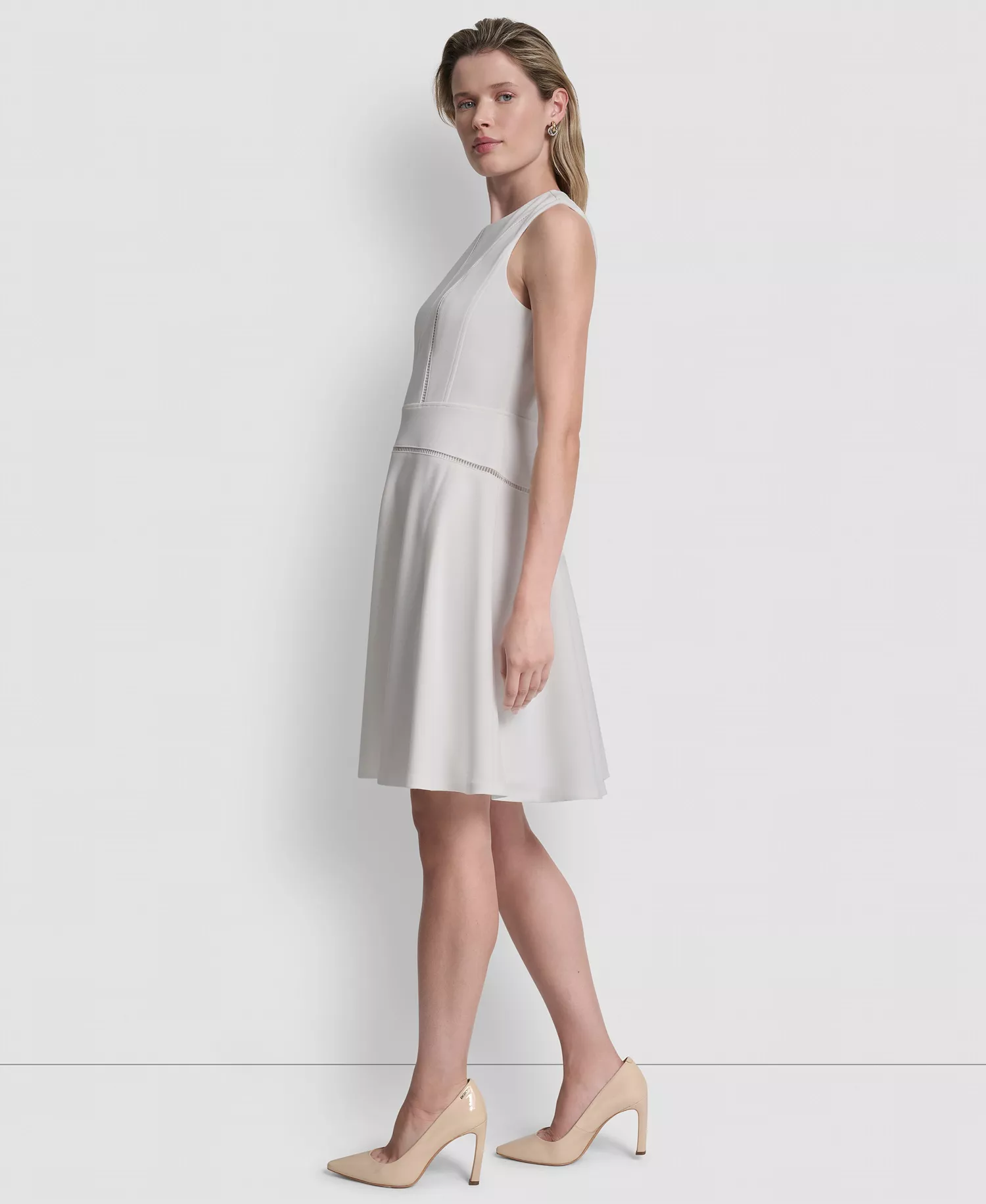 Women's Jewel Neck Sleeveless Dress - Ivory - 10