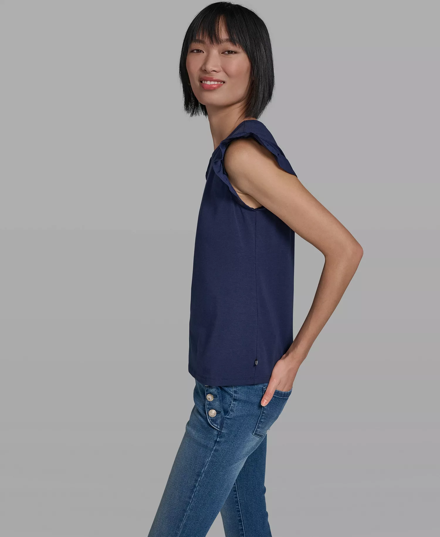 Women's Scallop Trim Boat Neck Top - Ballet Slipper - L