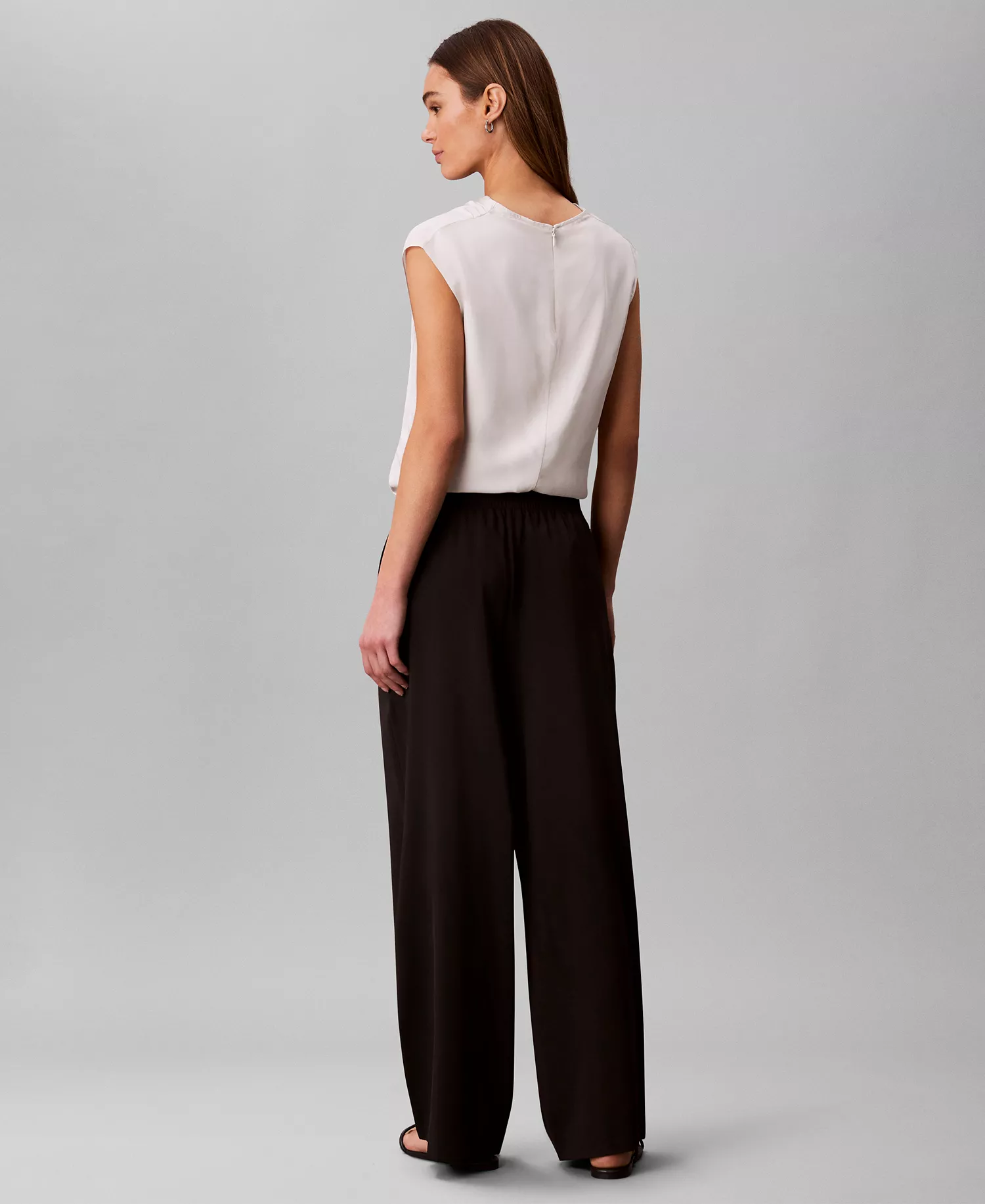 Women's Good Hero Zip-Fly Pants - Black - L