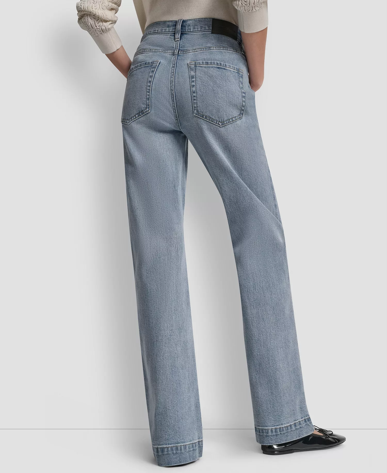 Women's High Rise Relaxed Flare Fit Jeans - Bryant - 24