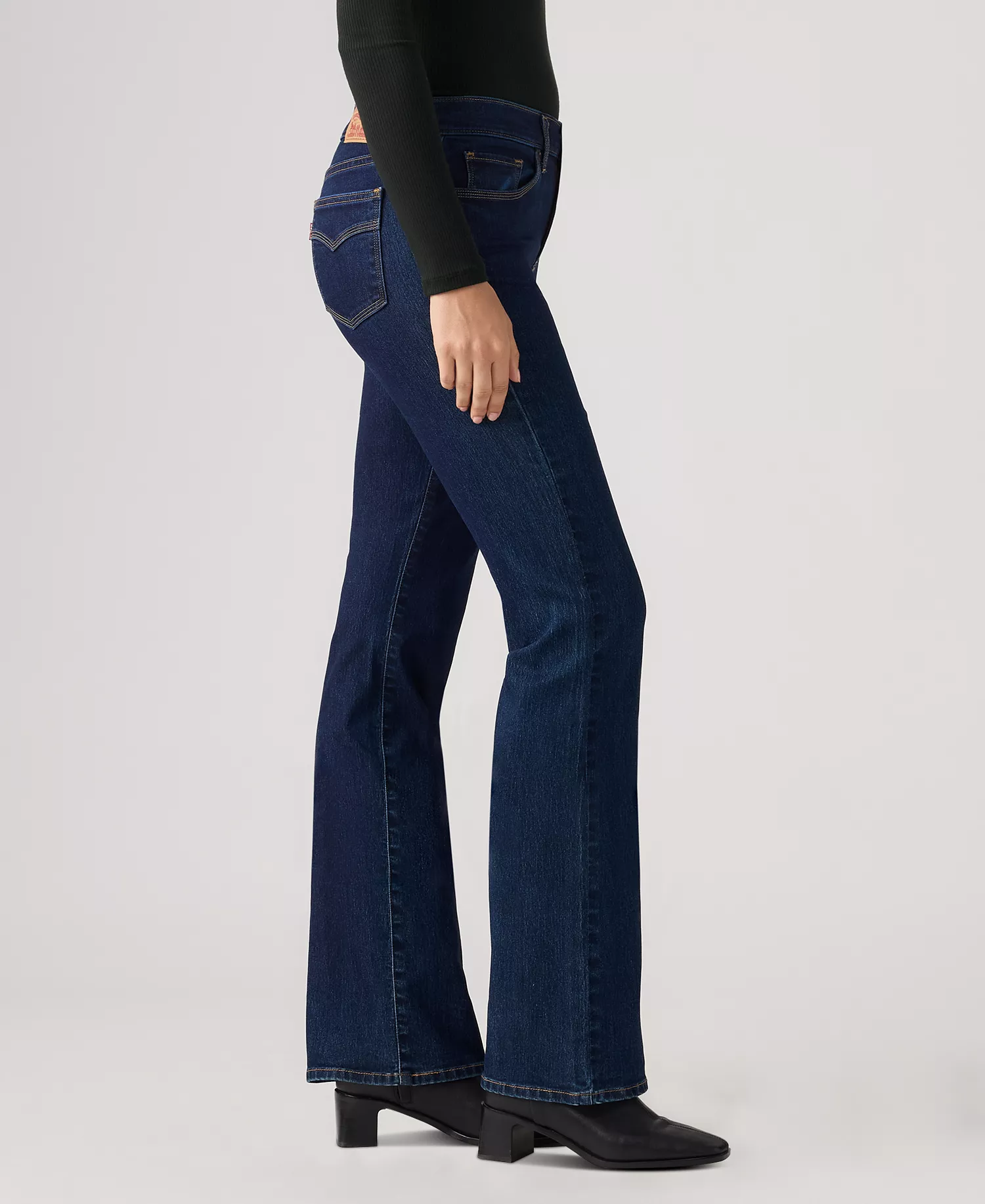 Women's Vintage Classic Bootcut Jeans - Outside The Screen - 10R