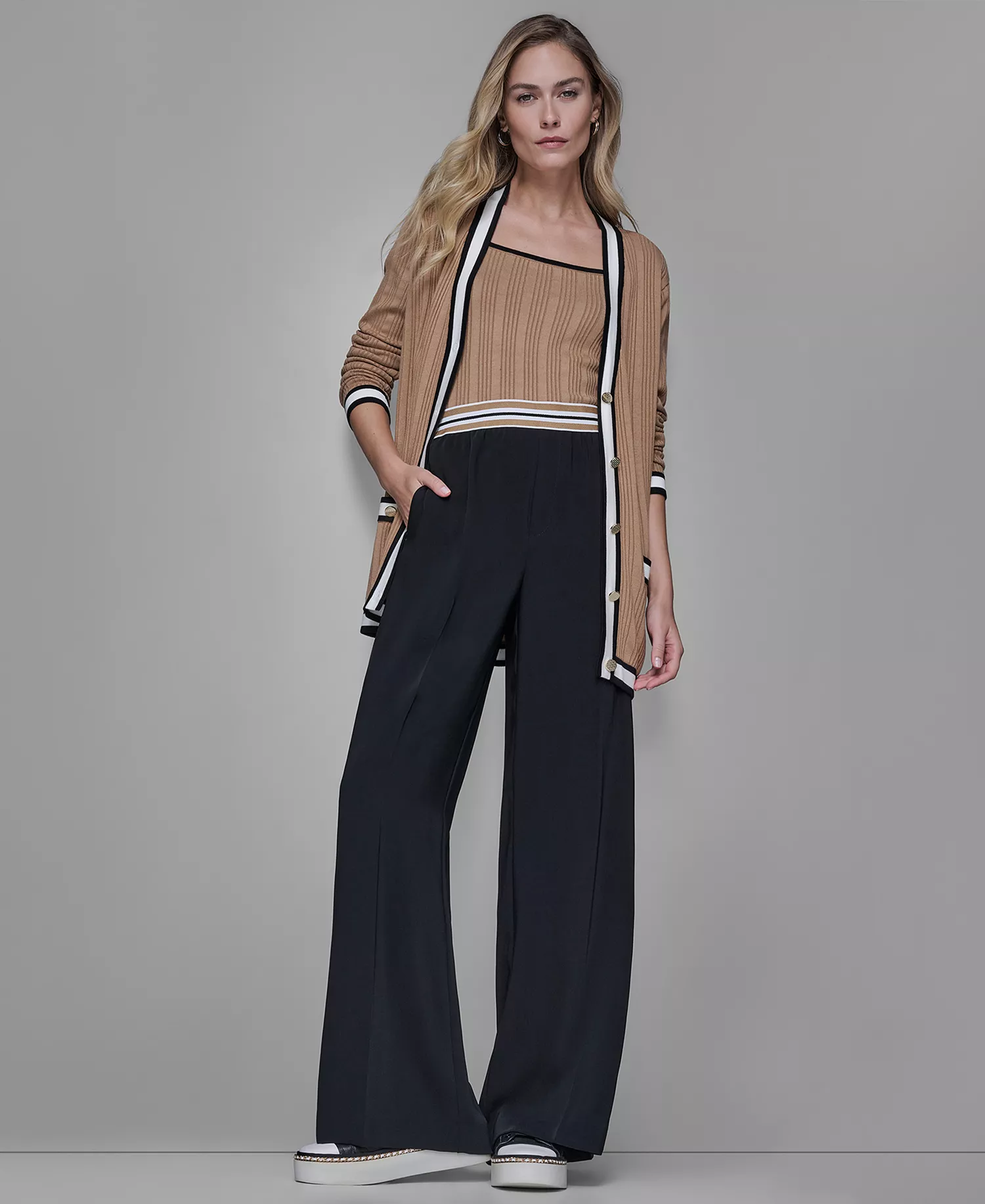 Petite V-Neck Cardigan Sweater - Cartouche - P/L