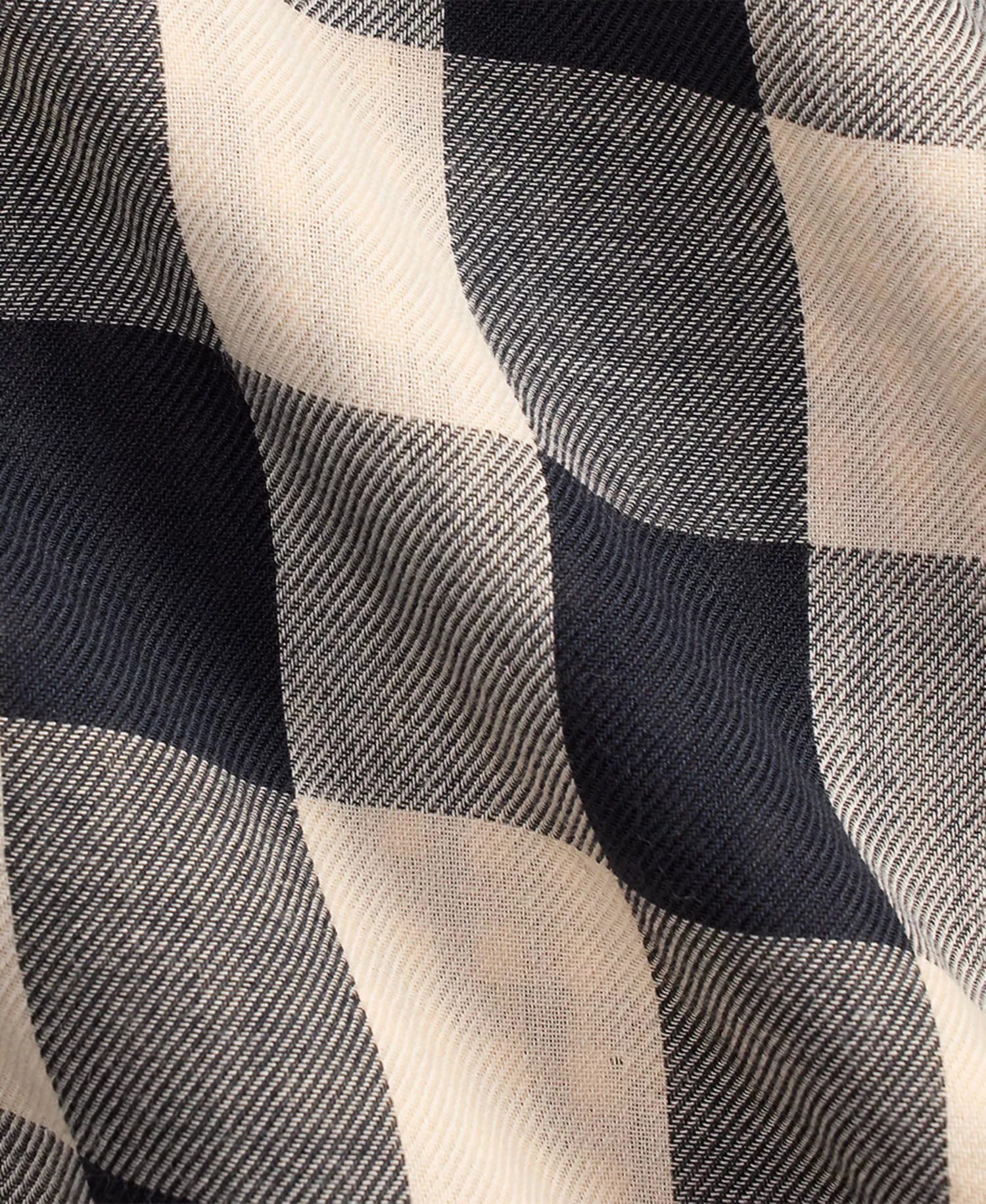 Men's Long-Sleeve Classic Fit Shirt - White/Black - M