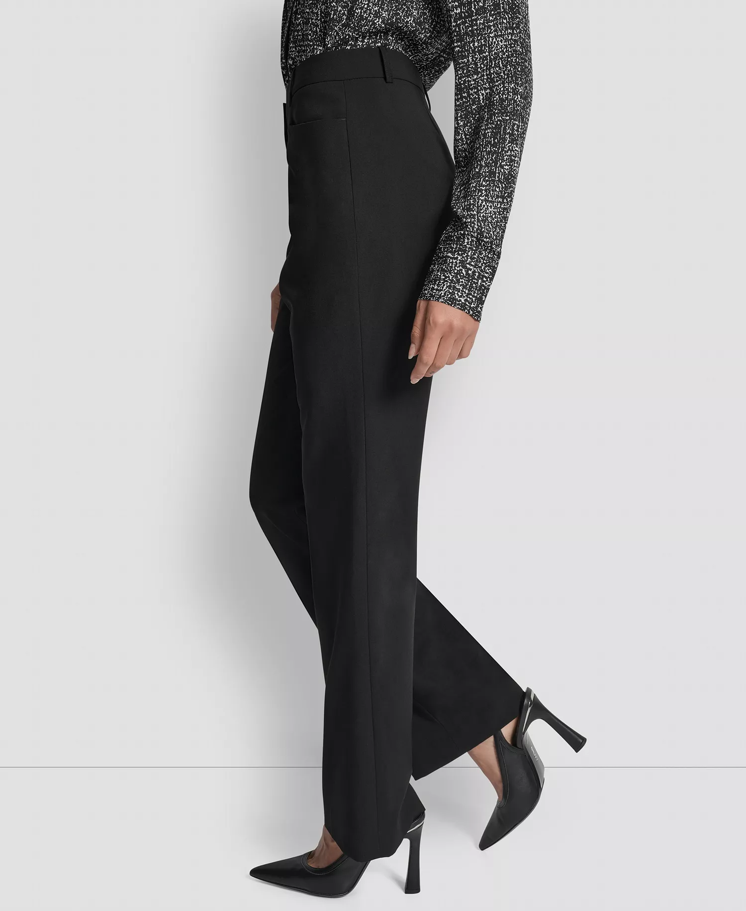 Women's Modern Fit Flat-Front Trousers - Black - 0