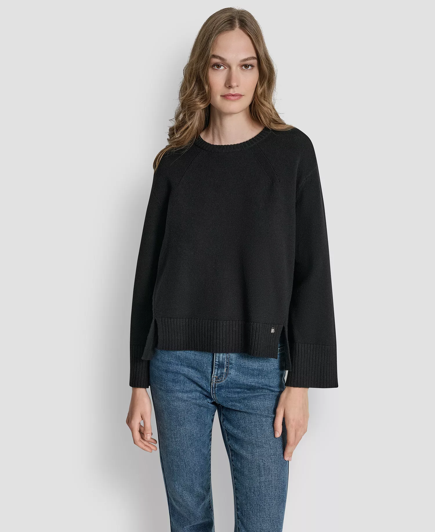 Women's High Low Hem Sweater - Black - XS