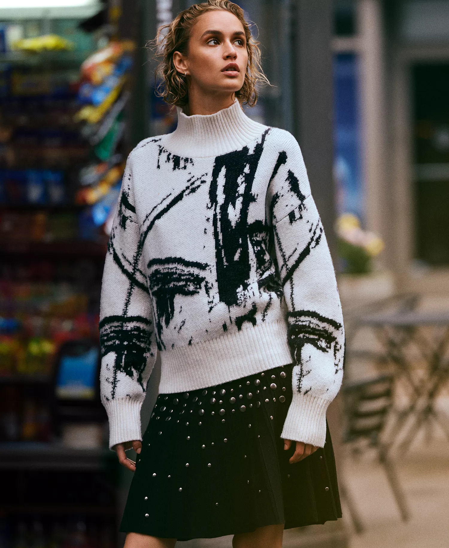 Women's Intarsia Oversized Pull On Sweater - Ivory/Black - XL