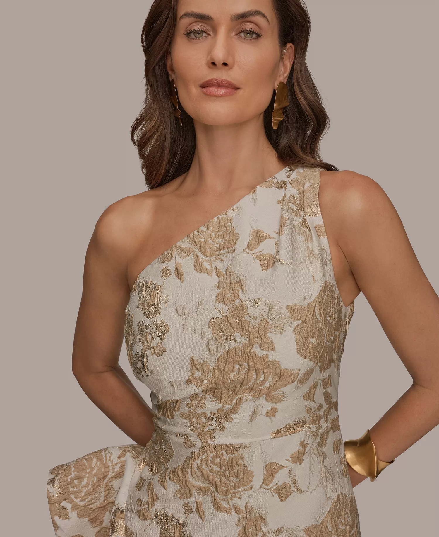 Women's One Shoulder Side Ruffle Gown - Gold Multi - 10