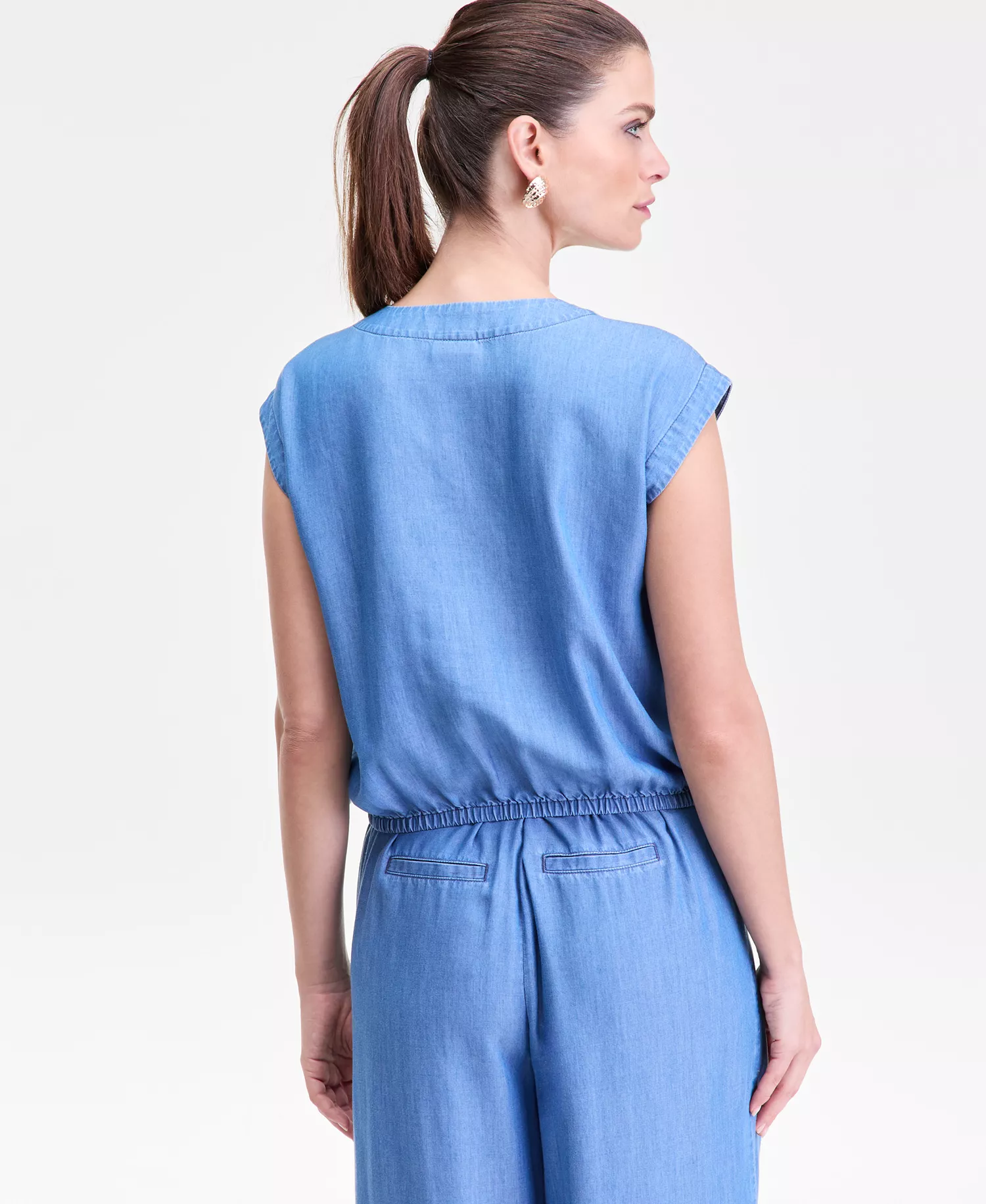 Women's Sleeveless Chambray Utility Shirt, Macy's Exclusive - Medium Indigo - L