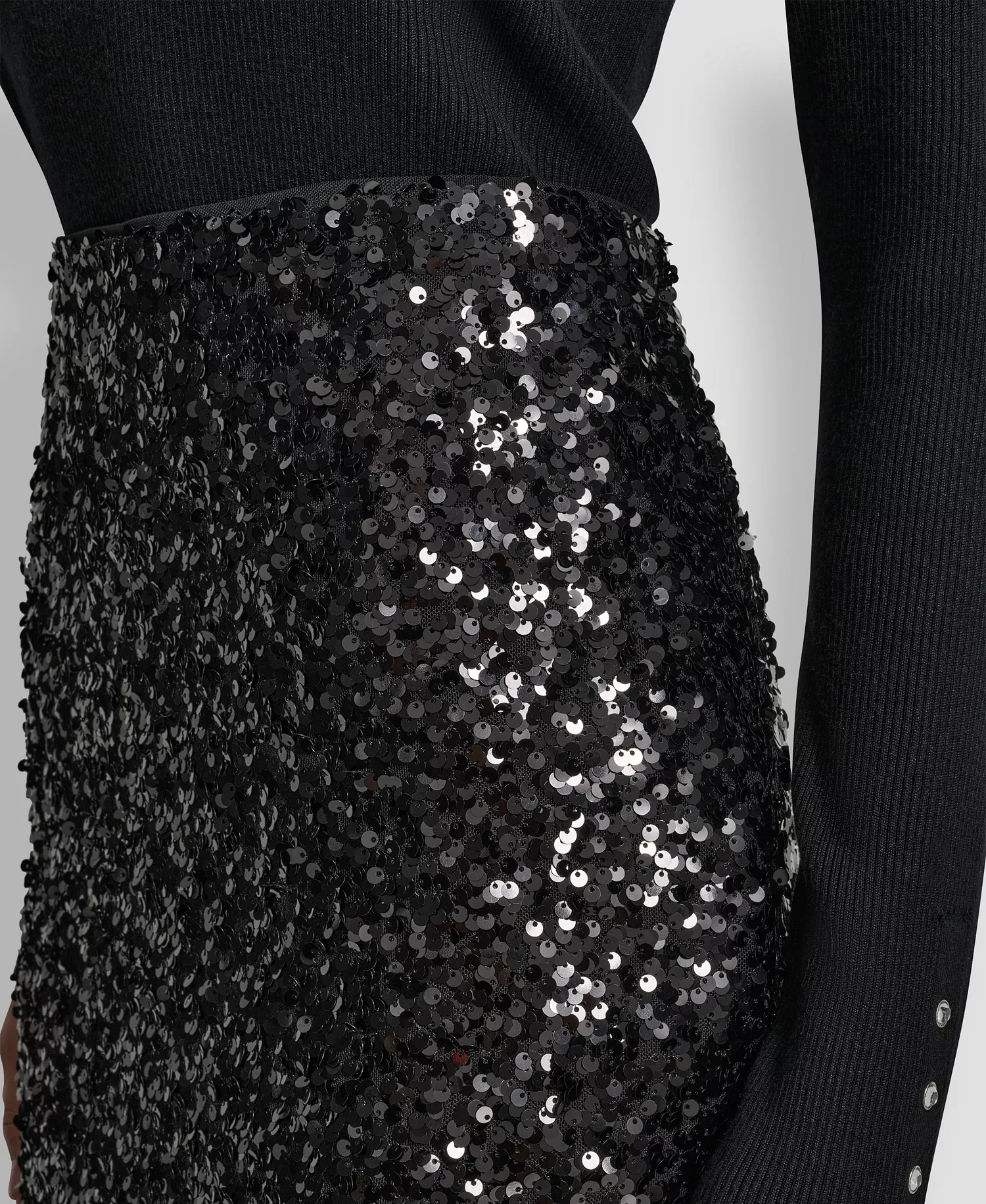 Women's Sequin Embellished Mini Skirt - BLACK - L