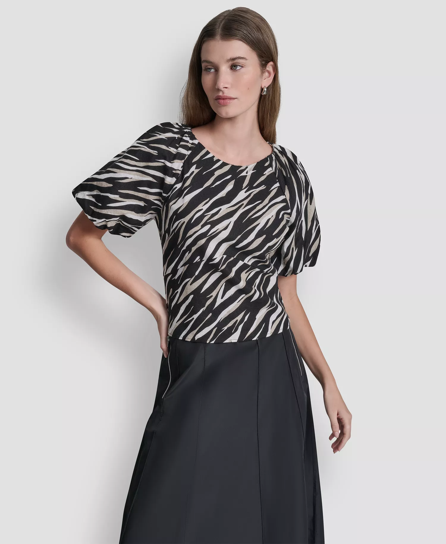 Women's Printed Scoop-Neck Short-Puff-Sleeve Top - Concrete Animal - L