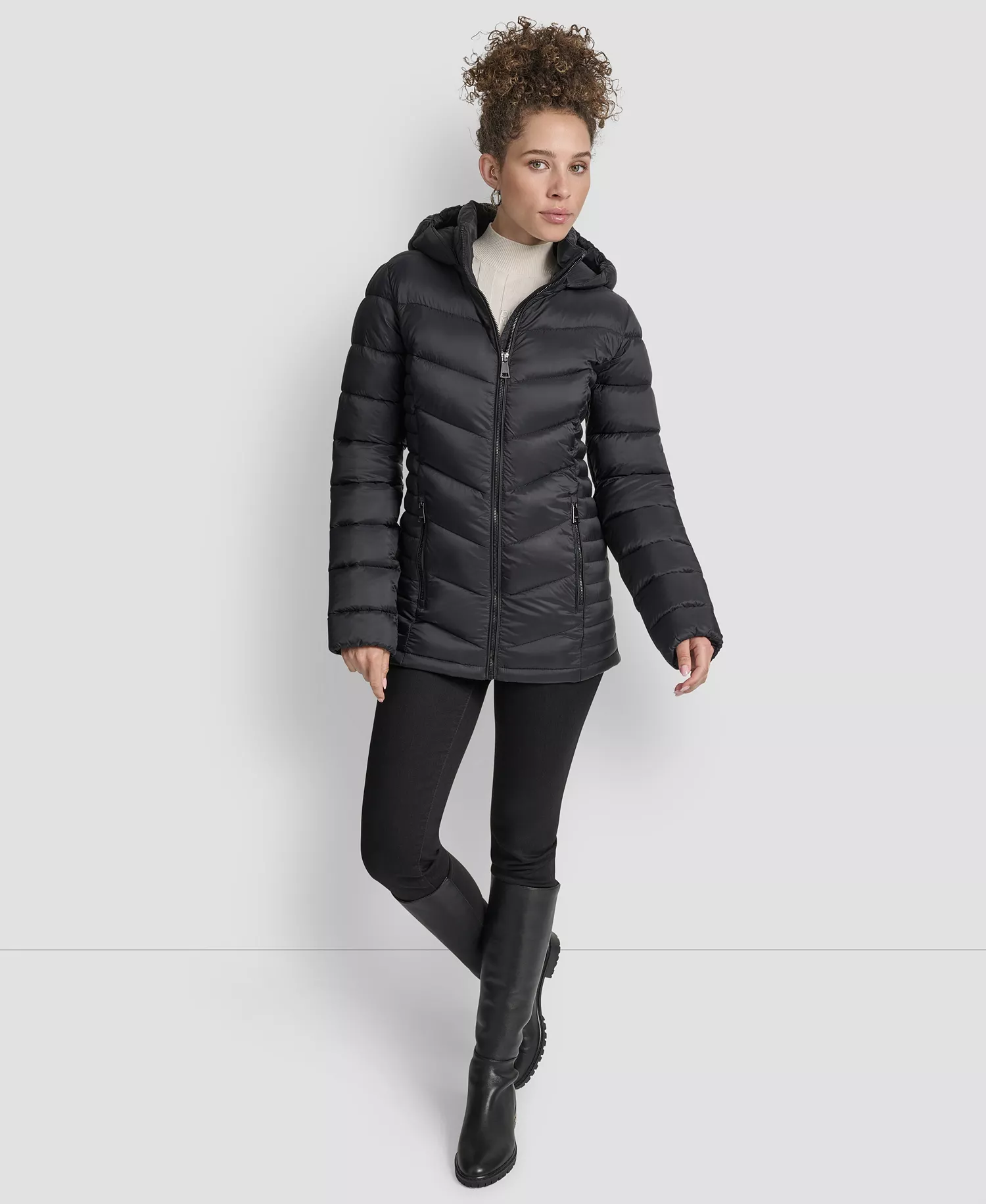 Women's Chevron-Quilted Full-Zip Puffer Jacket - Black - L