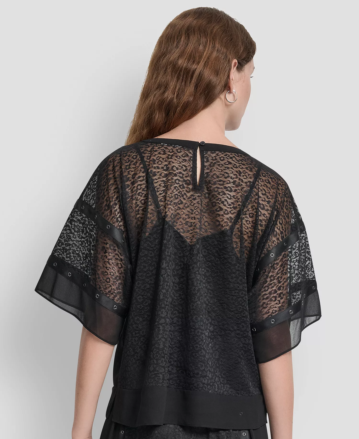 Women's Leopard Mesh Short Sleeve Flowy Box Top - Black - S