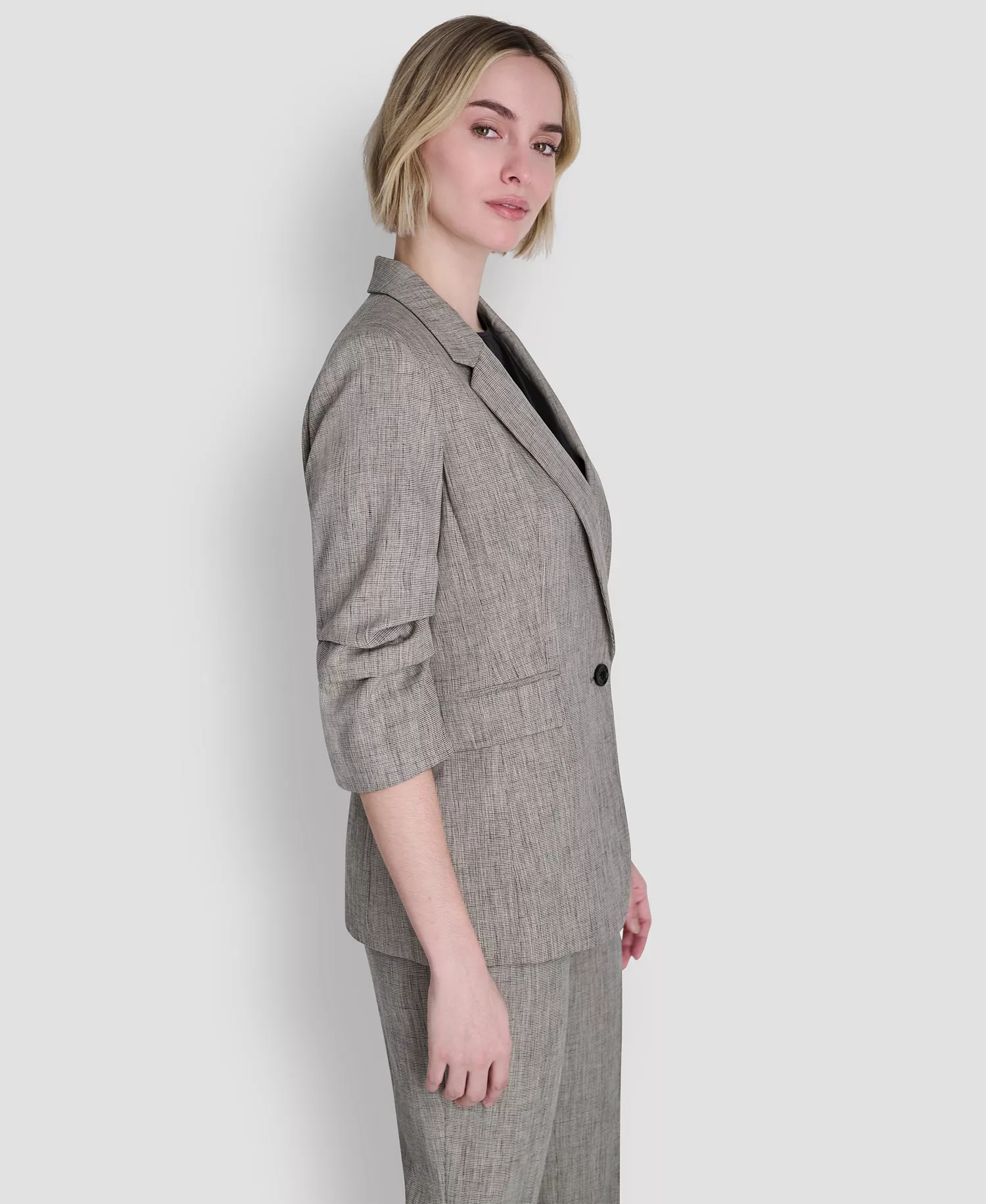 Petite Notch Collar One Button Jacket and Crosshatch Modern Fit Pants - Black/Coconut - 0P