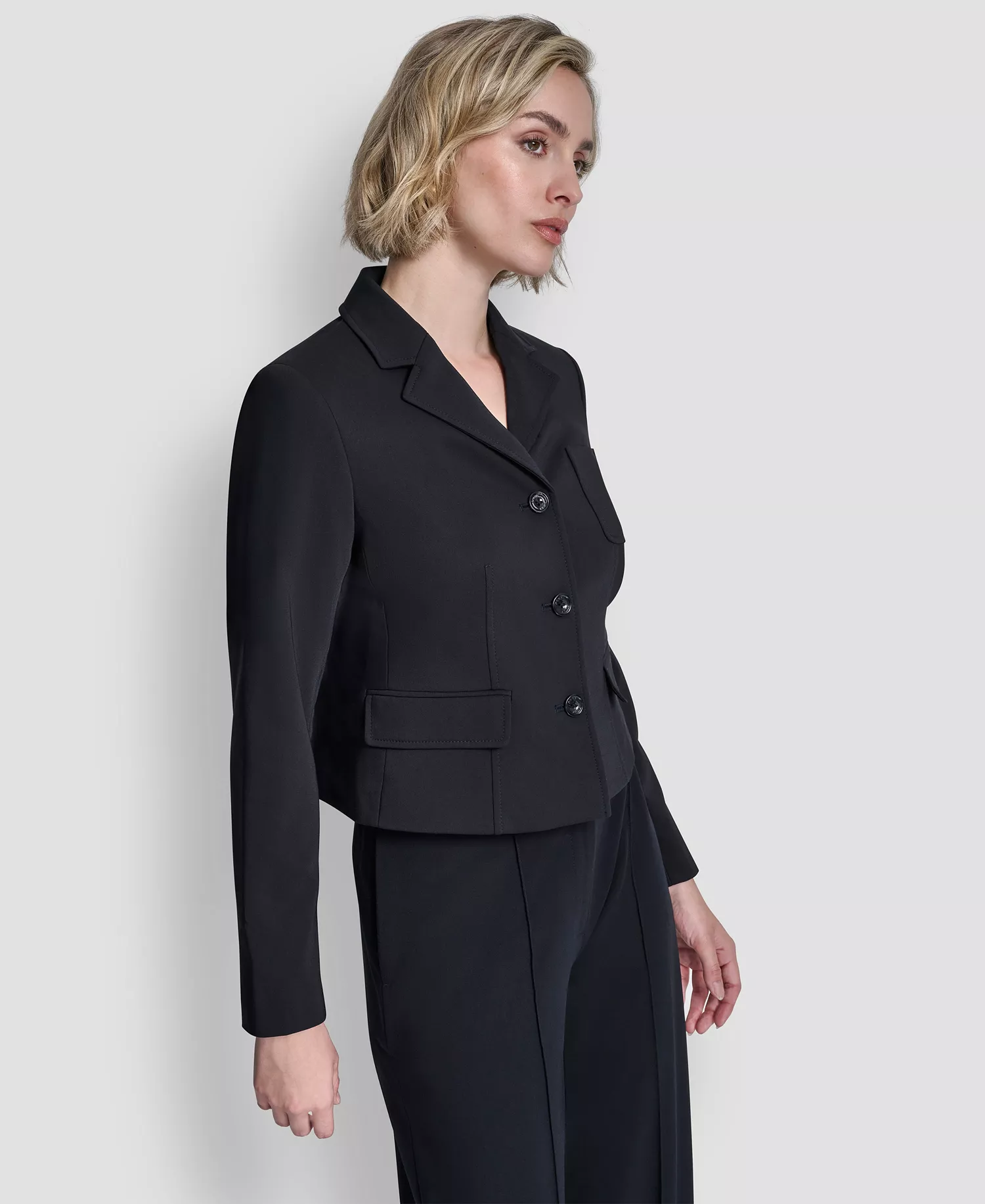 Women's Three-Button Notch Collar Jacket - Navy - 0