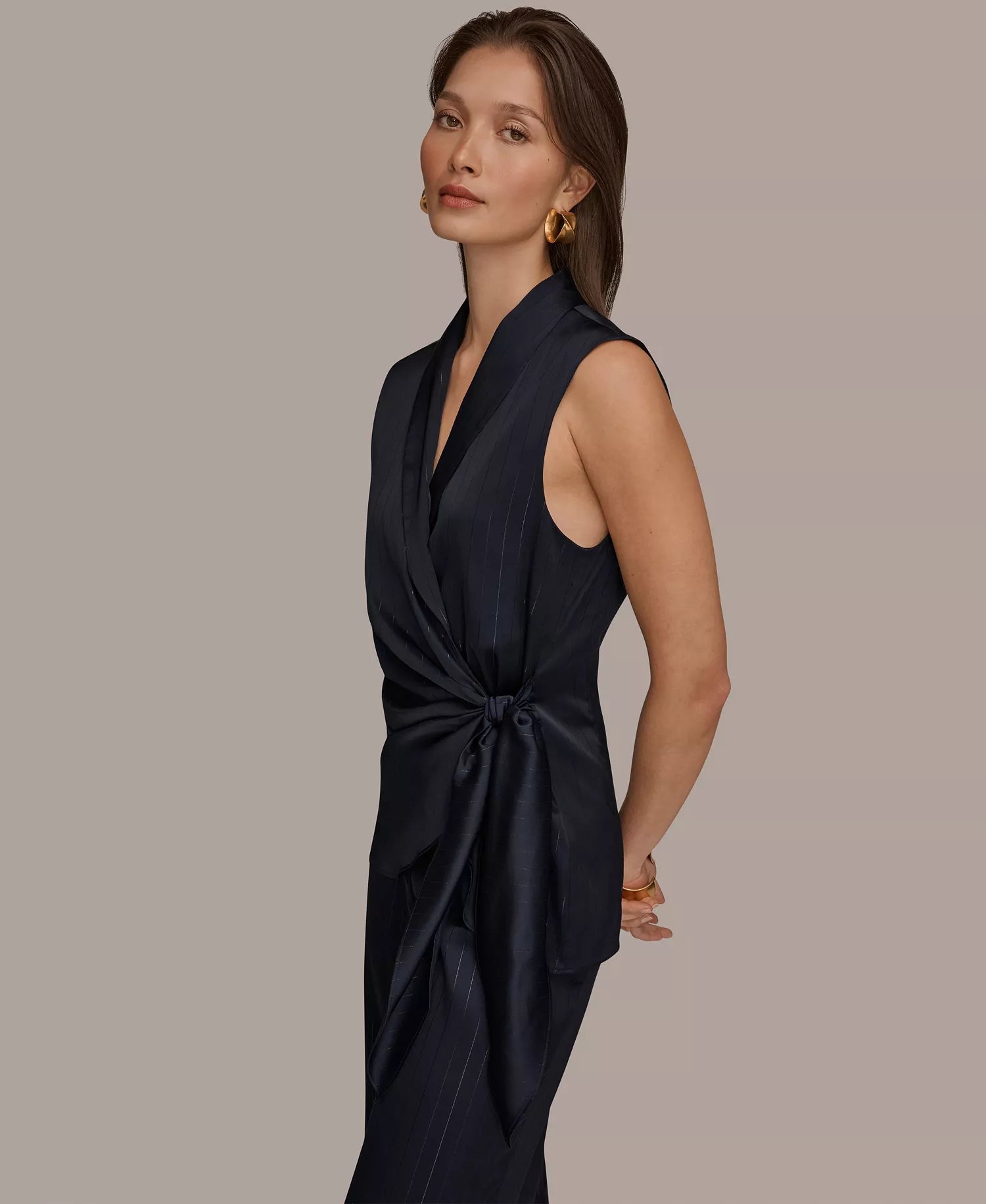Women's Pinstripe Sleeveless Top - Navy/Silver Pinstrip - L