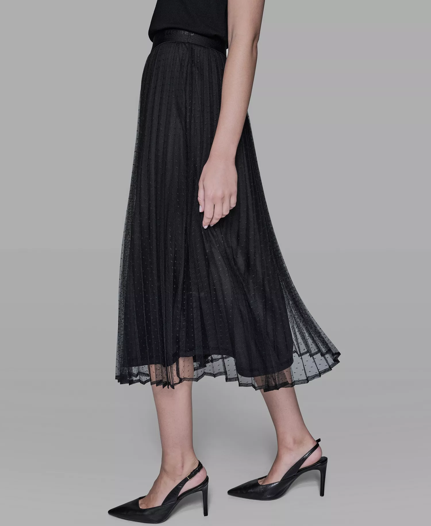 Women's Long Mesh Pleated Midi Skirt - Black - L