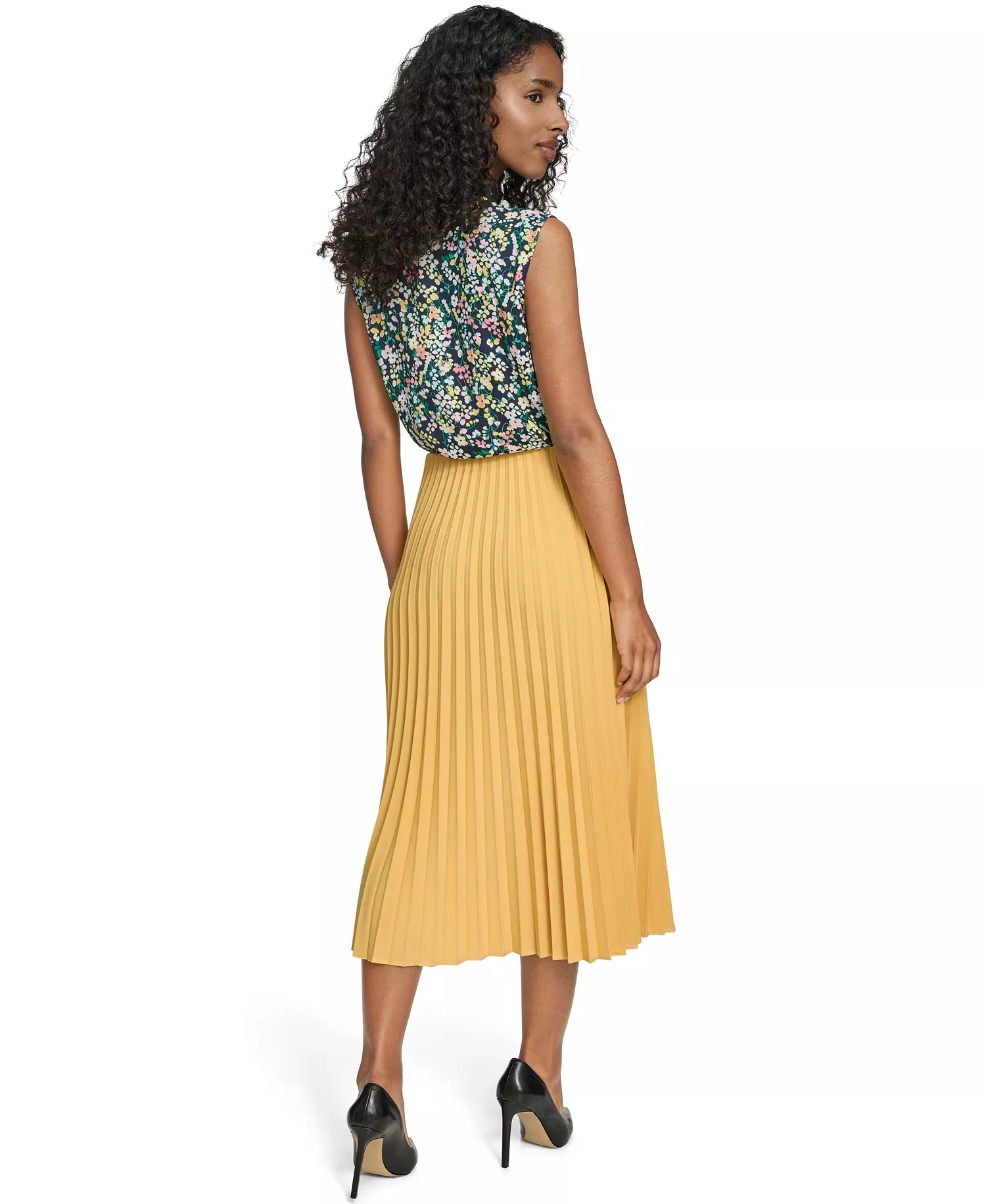 Women's Pleated Pull-On Skirt - Deep Maize - L
