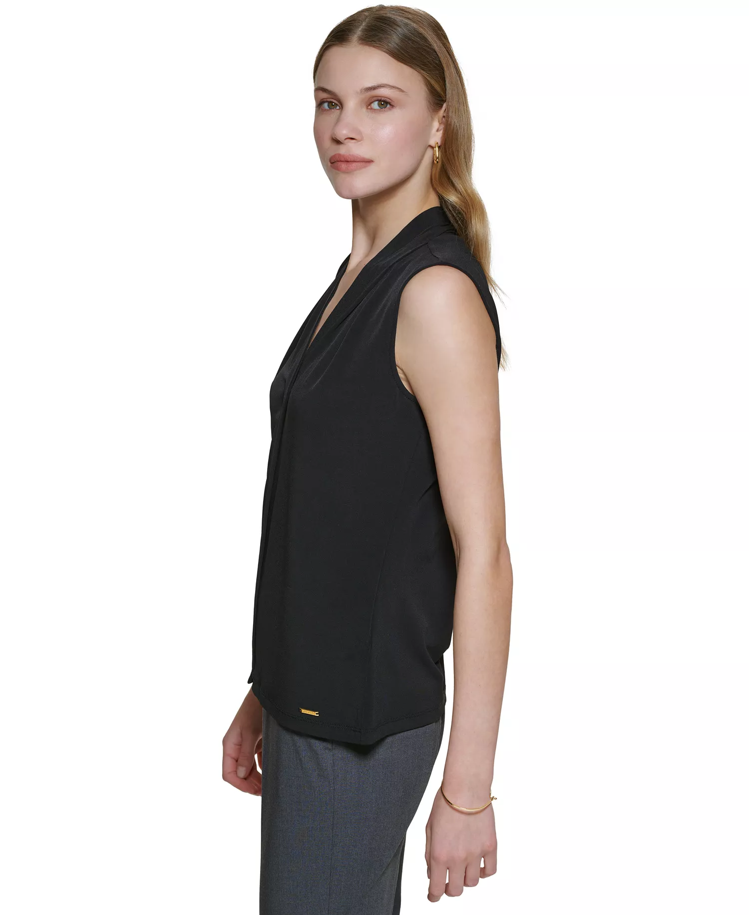 Gathered V-Neck Sleeveless Top - Black - L