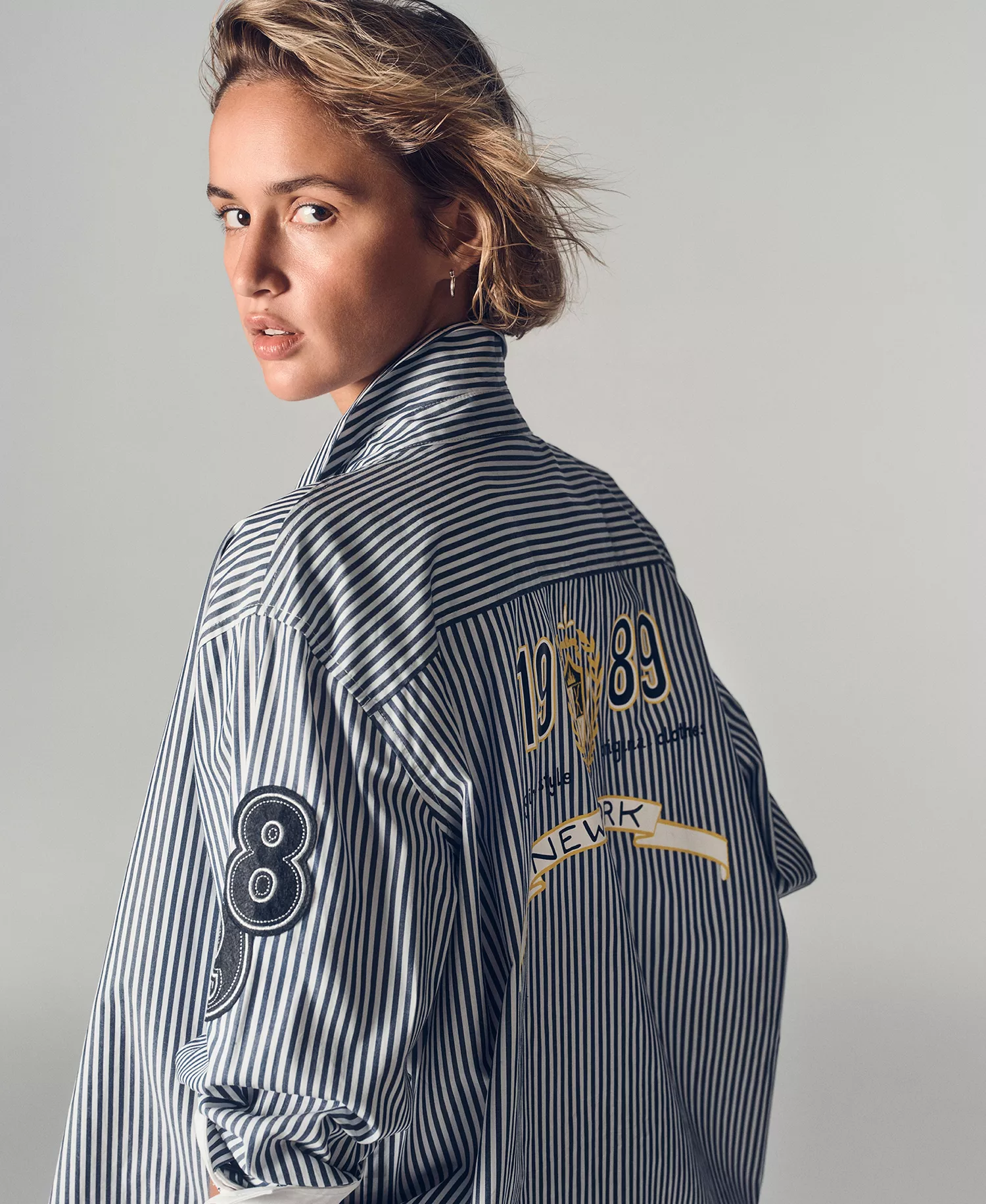Women's Striped Button-Down Shirt - Navy/white - L