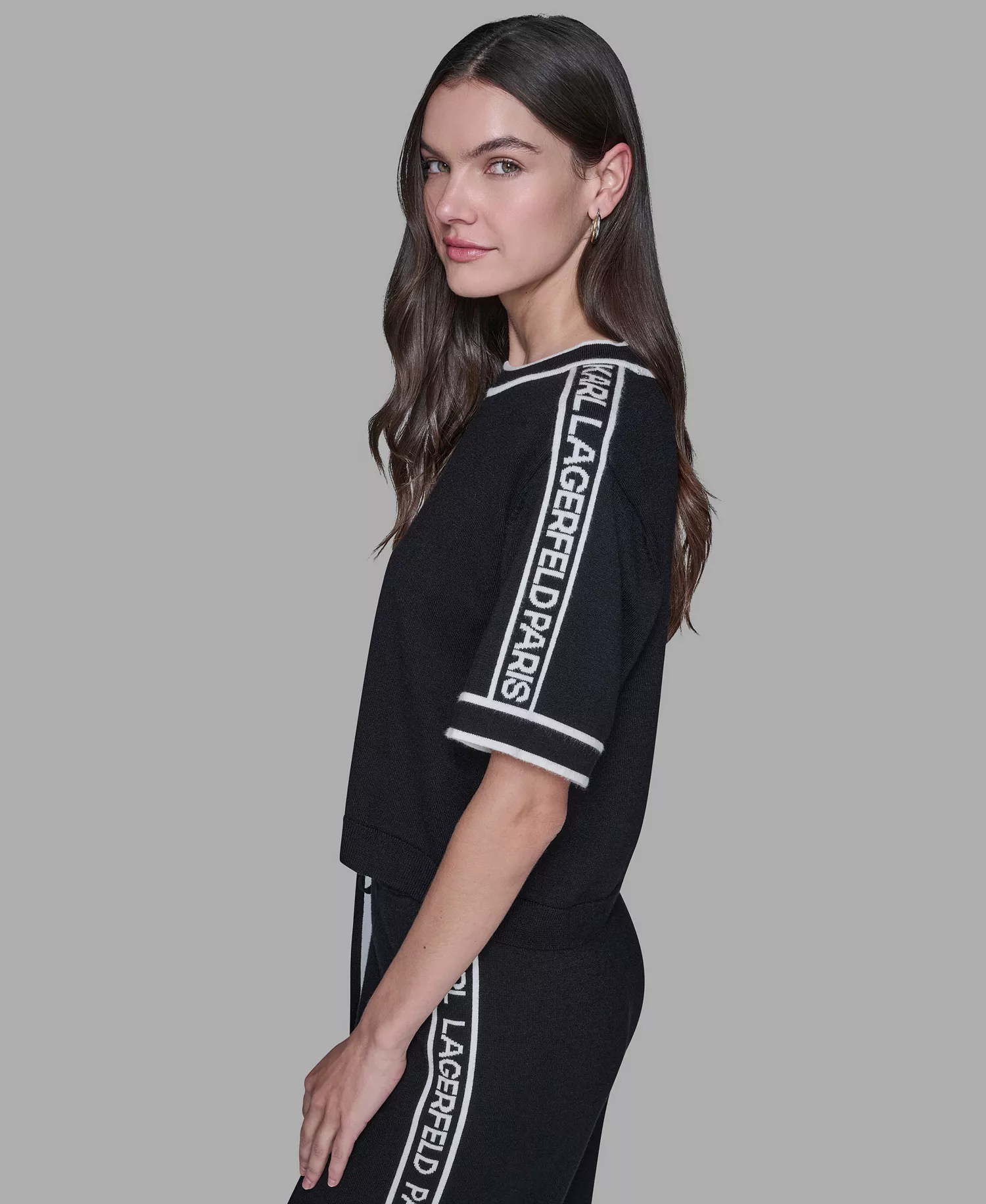 Women's Logo Detail Sweater - Black - L